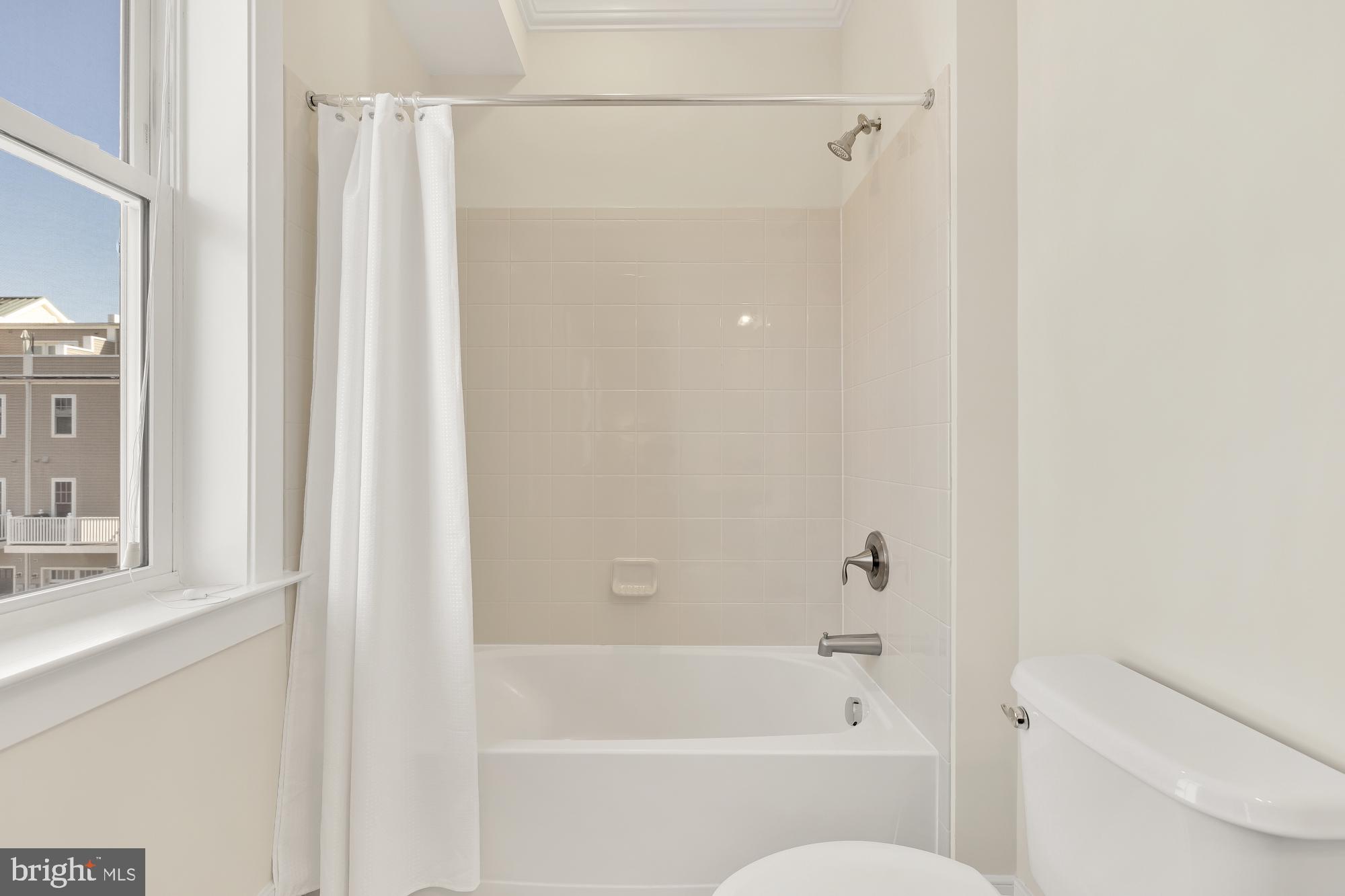 POTOMAC  YARDS - Residential