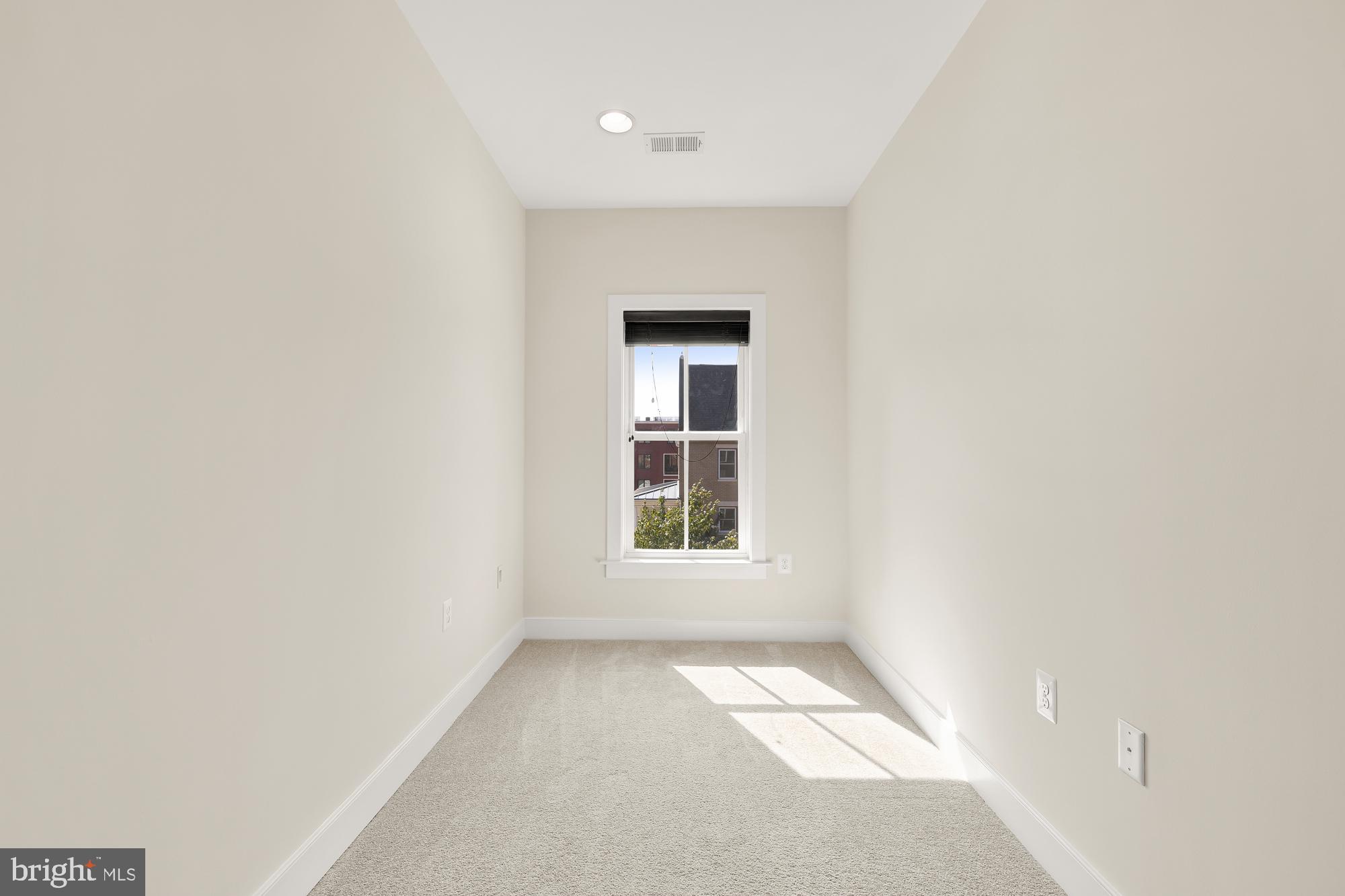 POTOMAC  YARDS - Residential