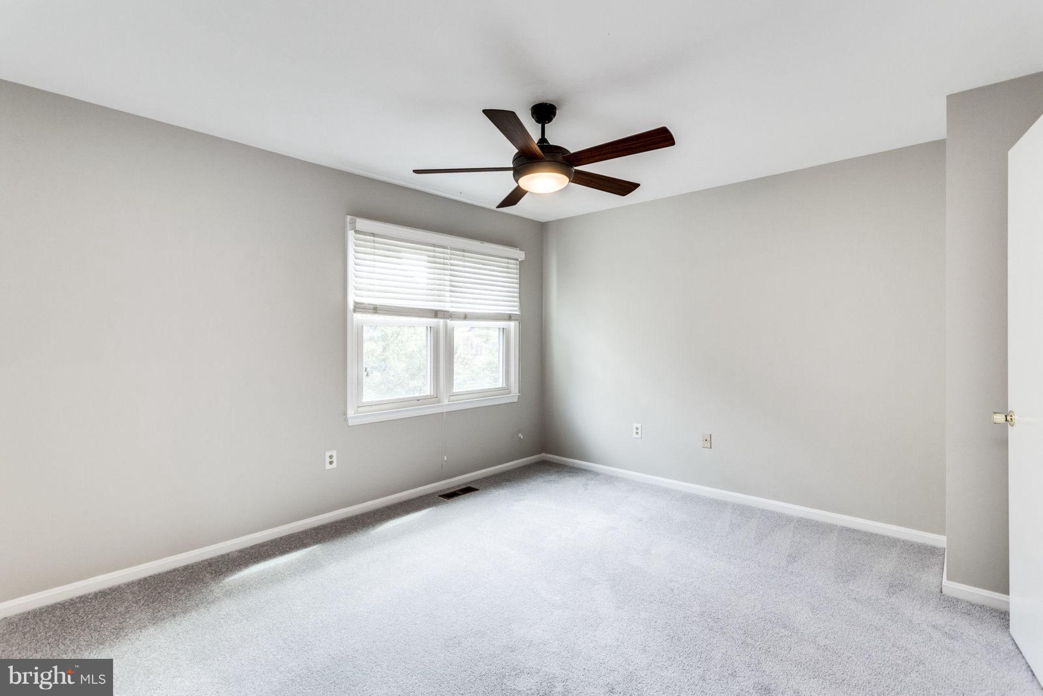 COLONIAL HEIGHTS - Residential