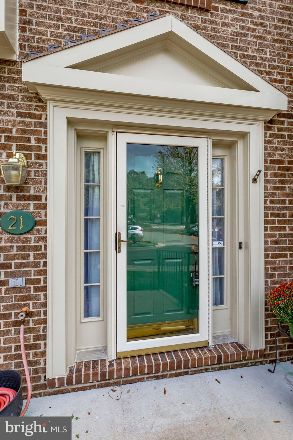 COLONIAL HEIGHTS - Residential