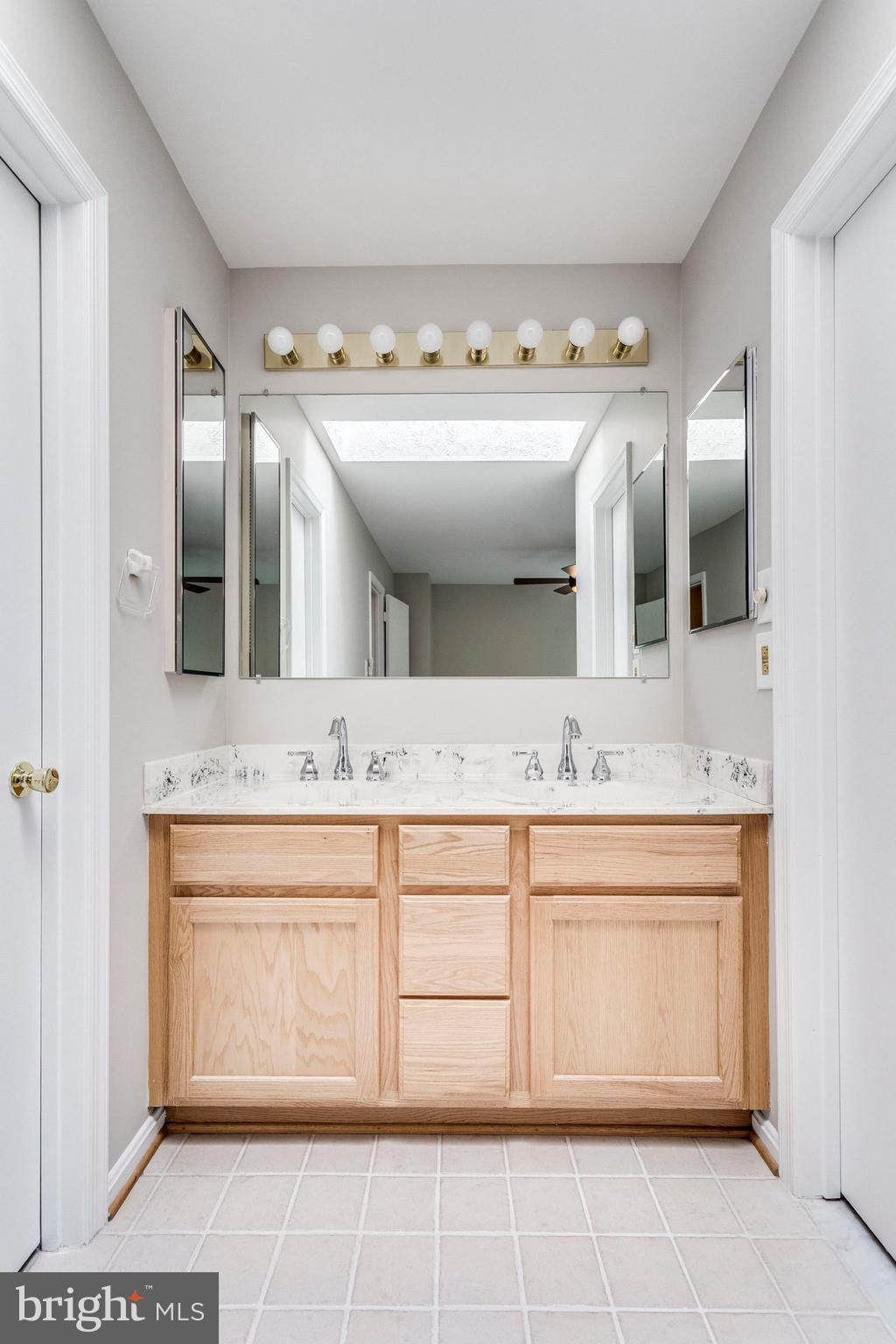 COLONIAL HEIGHTS - Residential