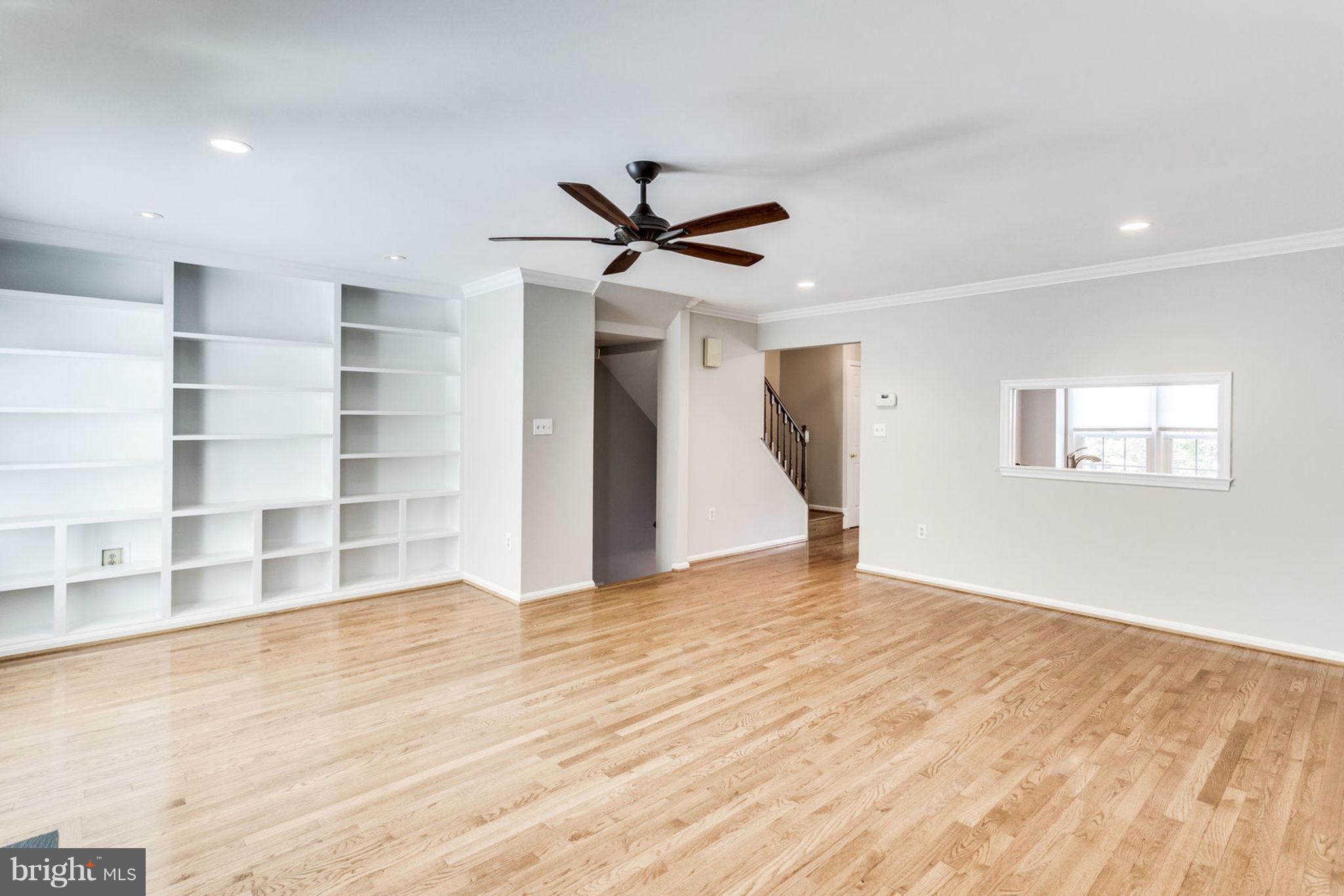 COLONIAL HEIGHTS - Residential