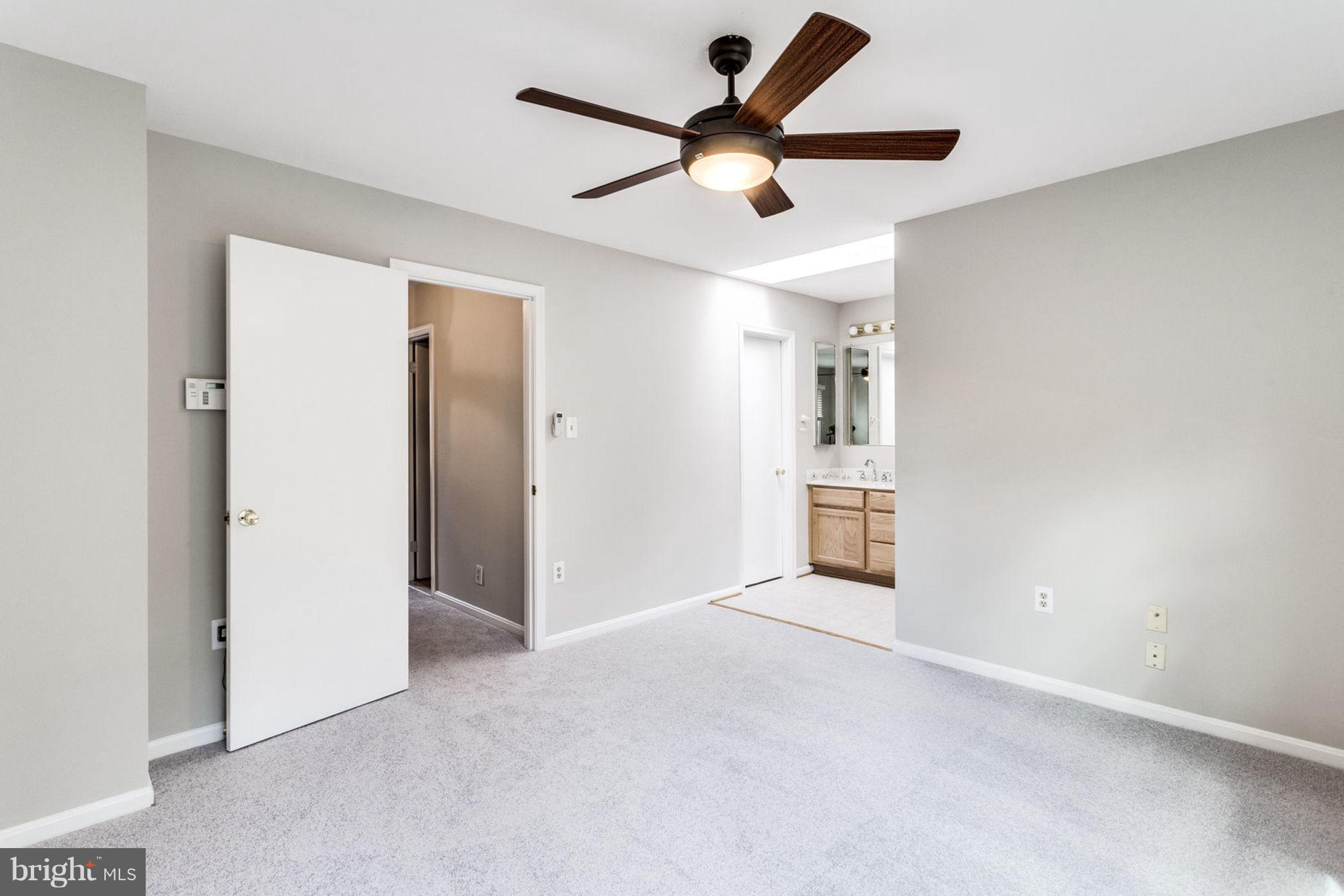 COLONIAL HEIGHTS - Residential