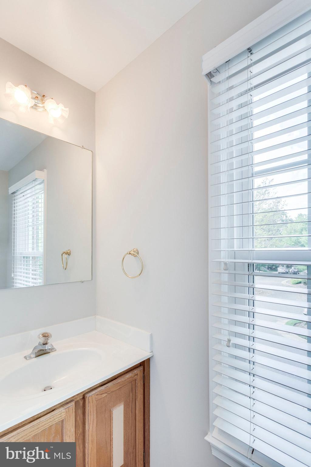 COLONIAL HEIGHTS - Residential