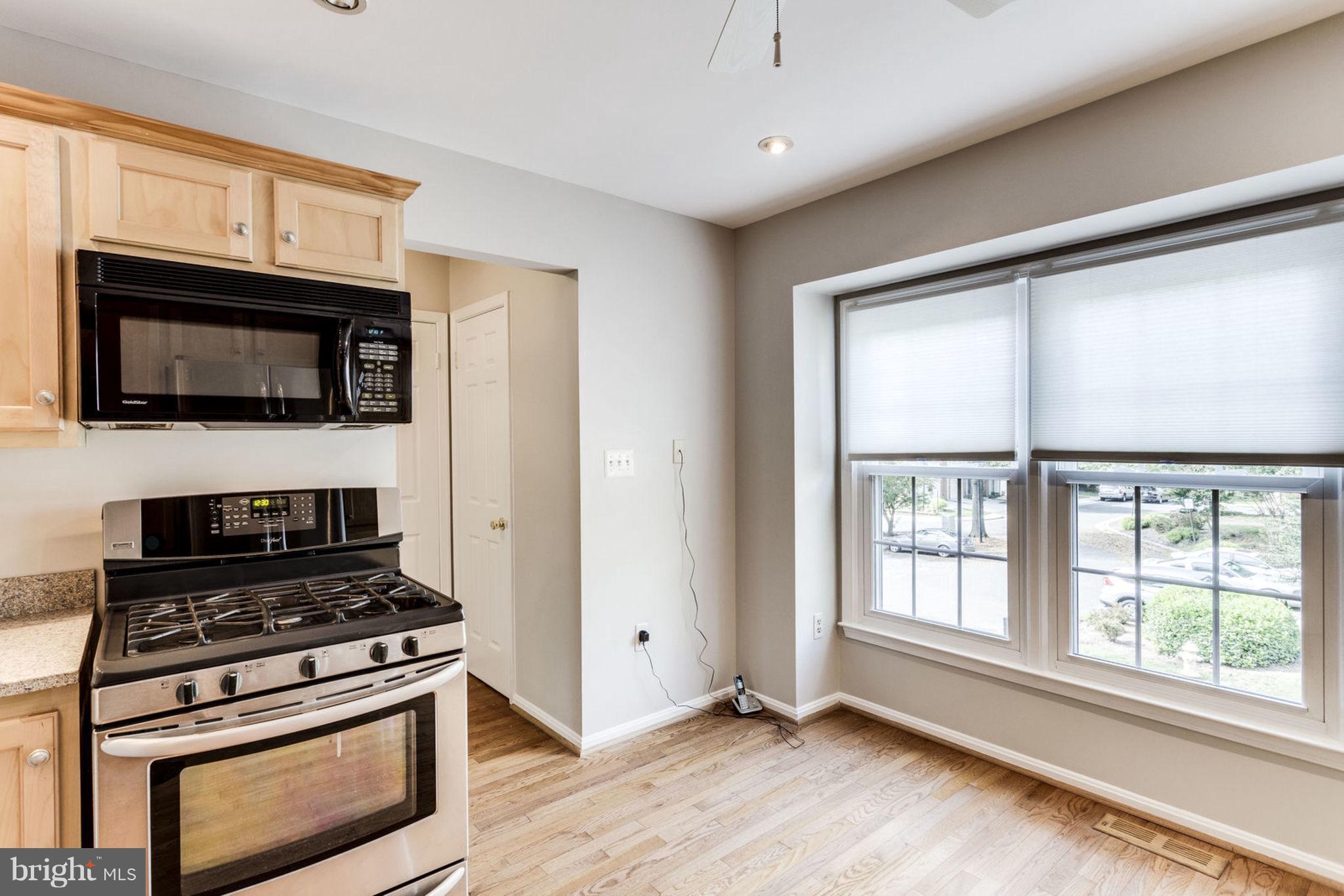 COLONIAL HEIGHTS - Residential