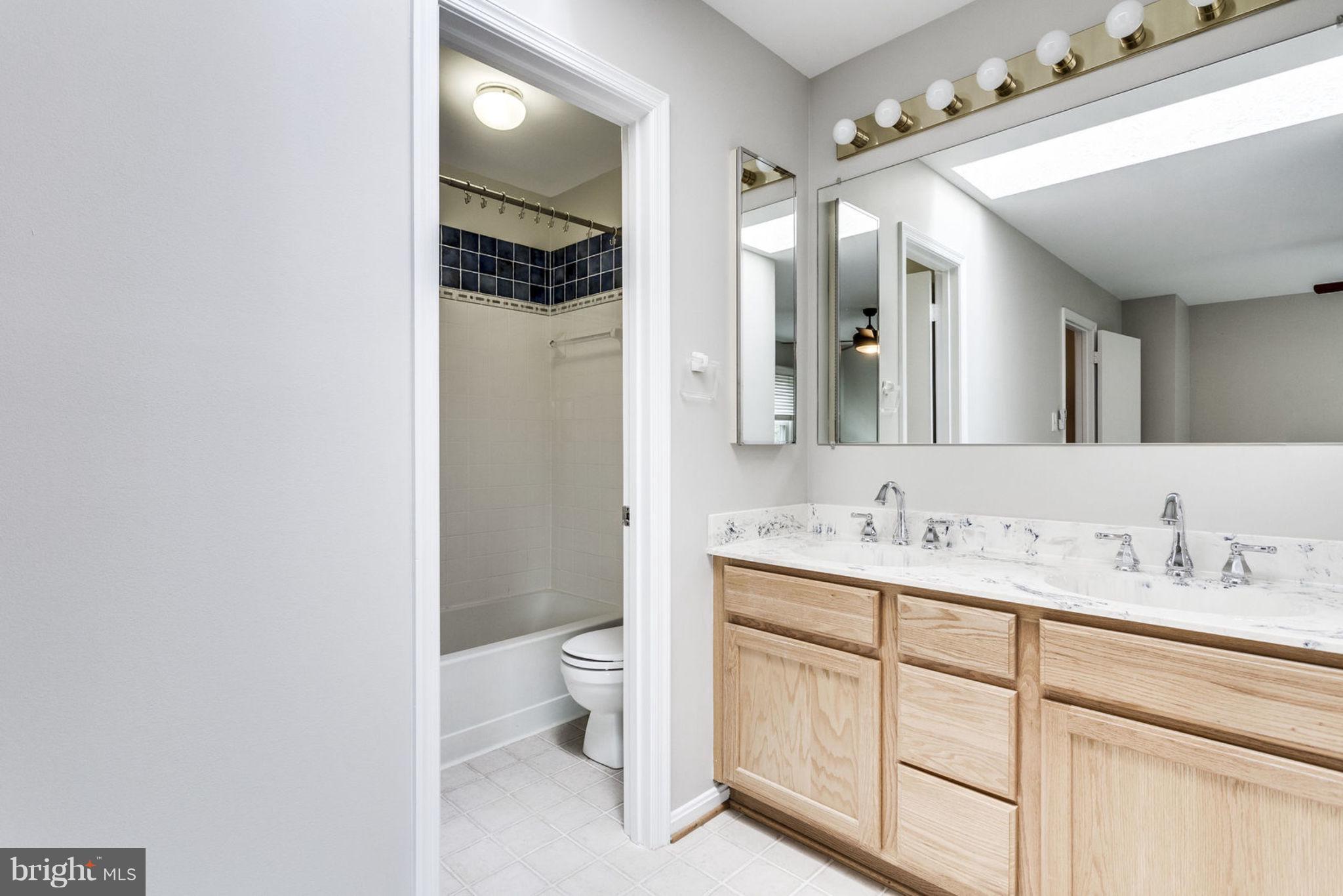 COLONIAL HEIGHTS - Residential