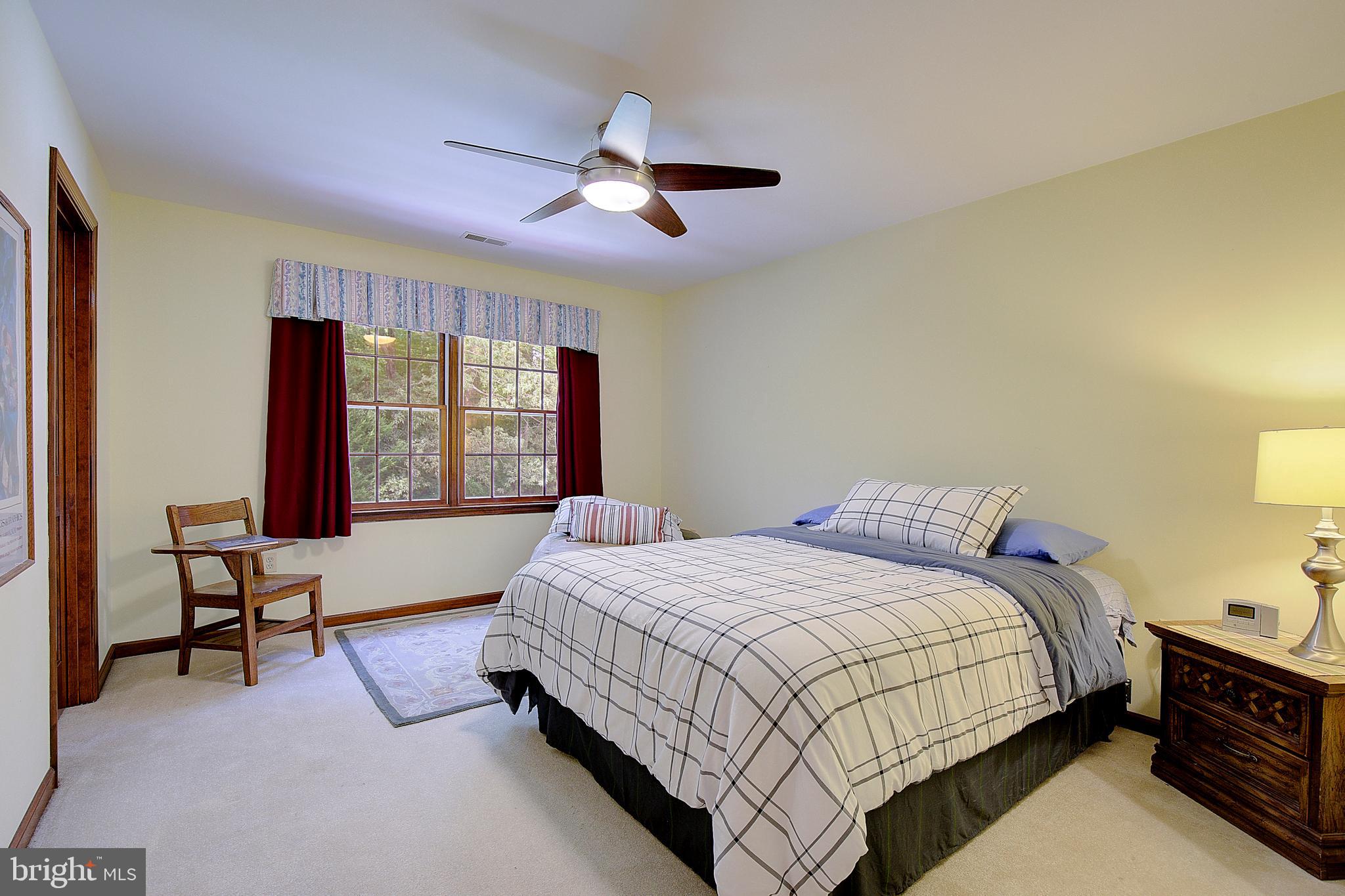 ST LEONARD SHORES - Residential