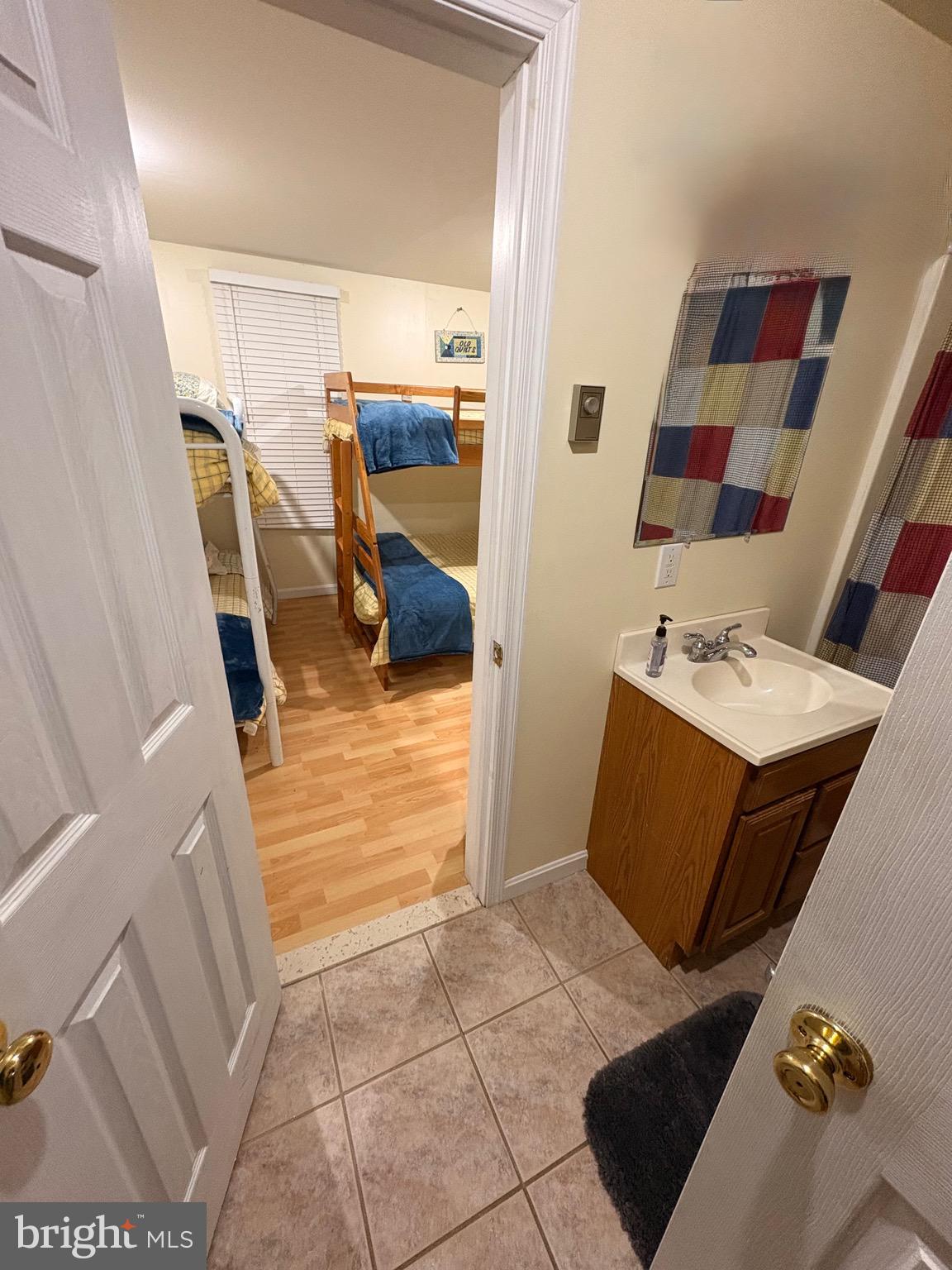 SMITH ISLAND - Residential