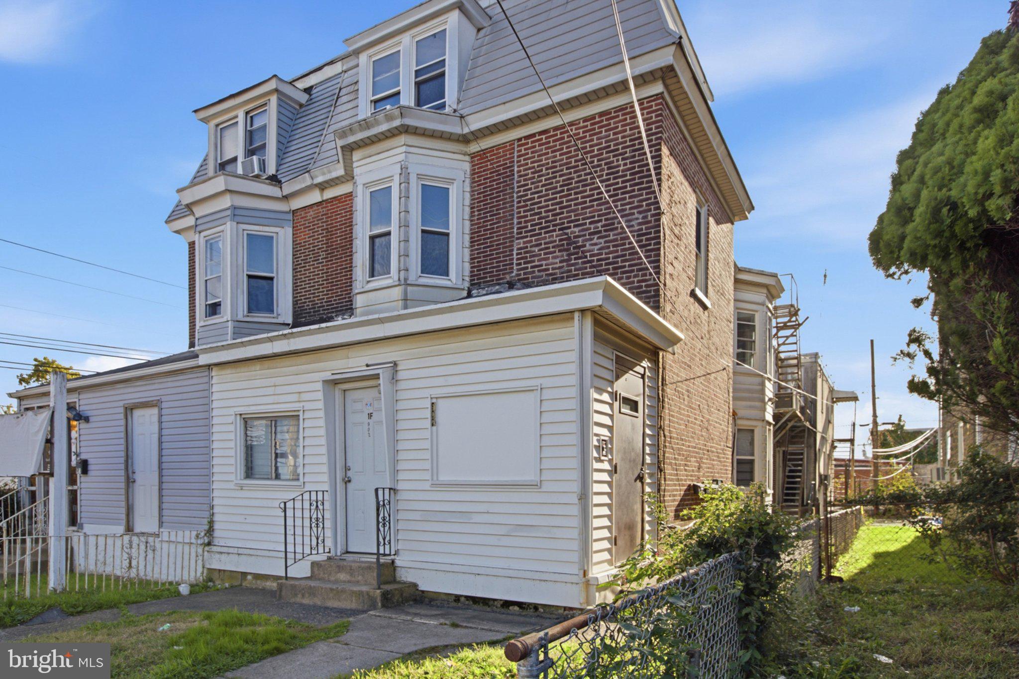902 HIGHLAND AVENUE