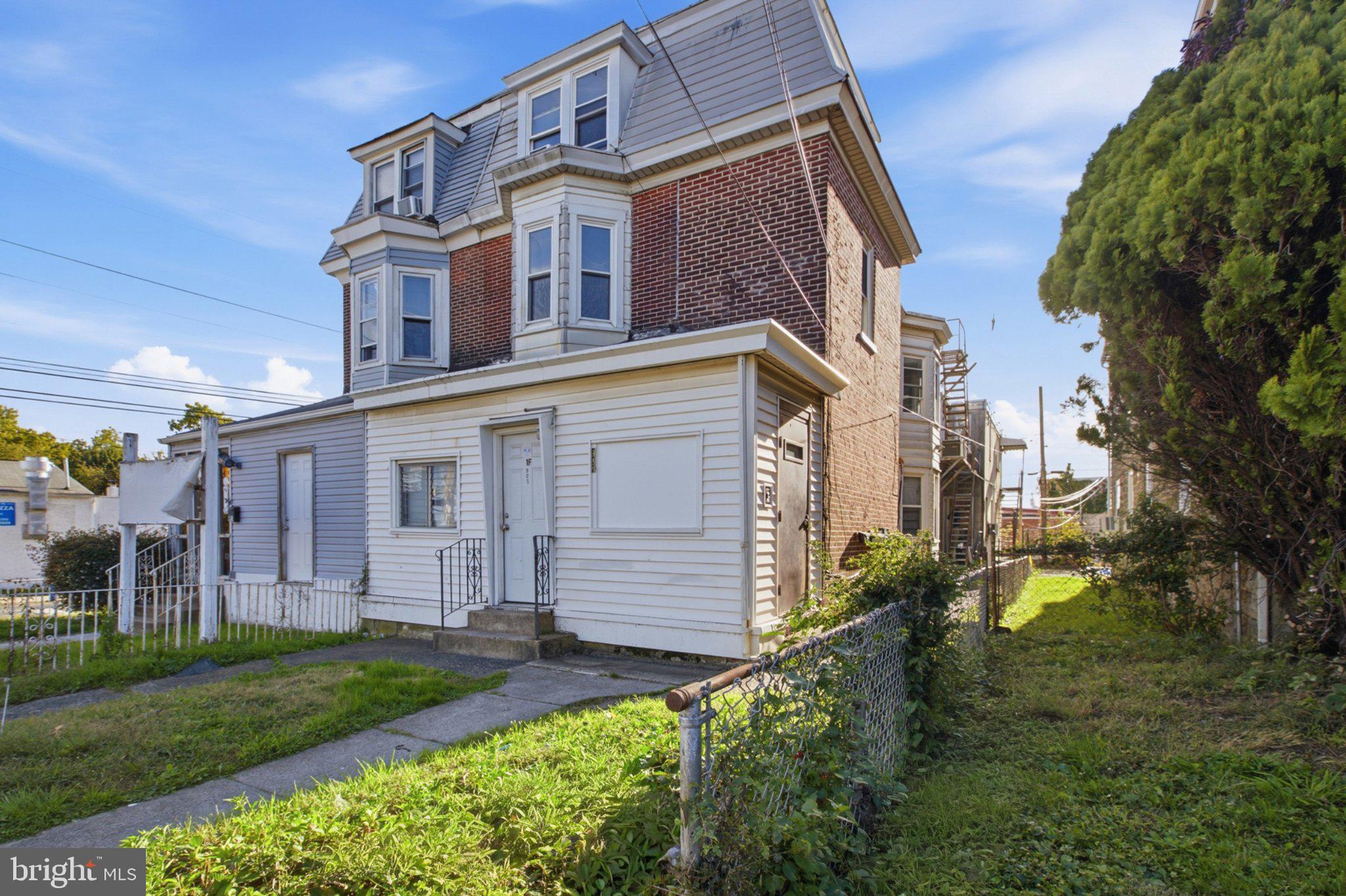 902 HIGHLAND AVENUE