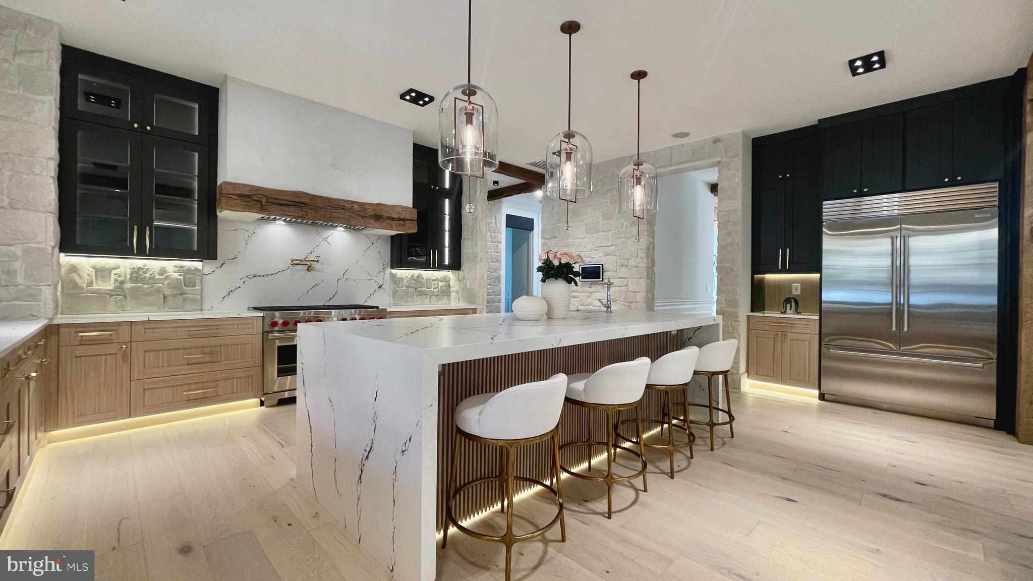 CHESTERBROOK WOODS - Residential