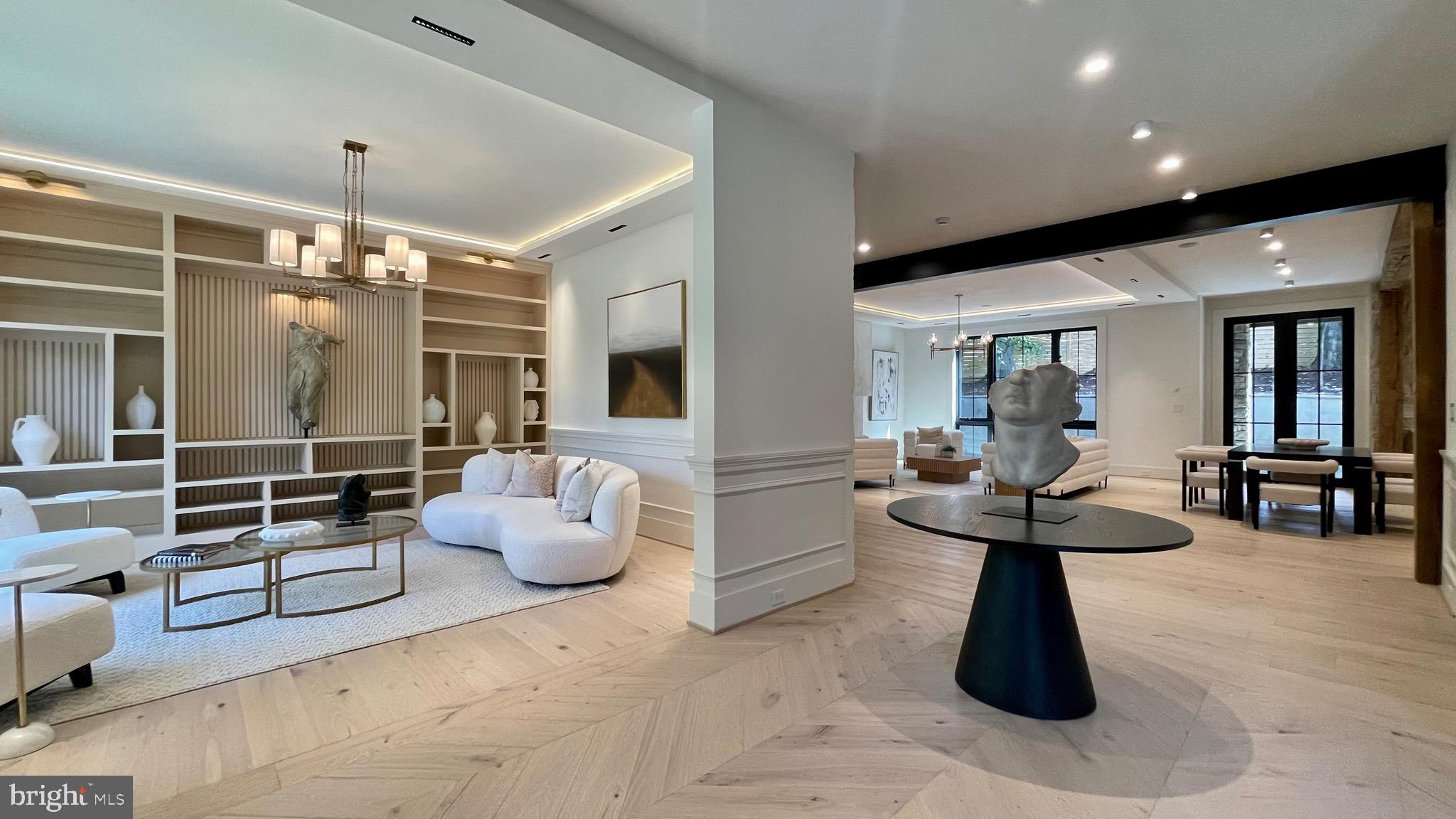 CHESTERBROOK WOODS - Residential