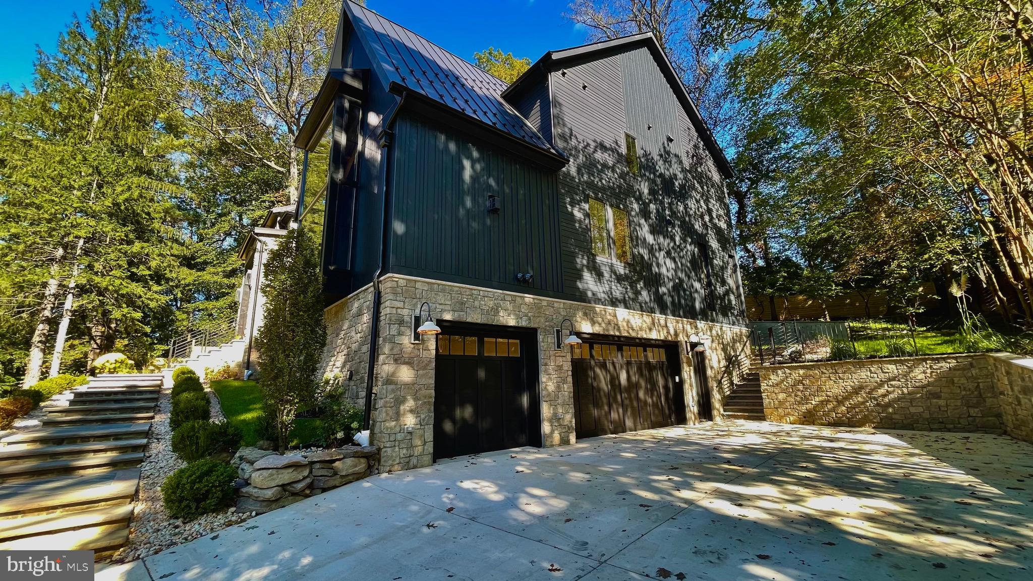 CHESTERBROOK WOODS - Residential