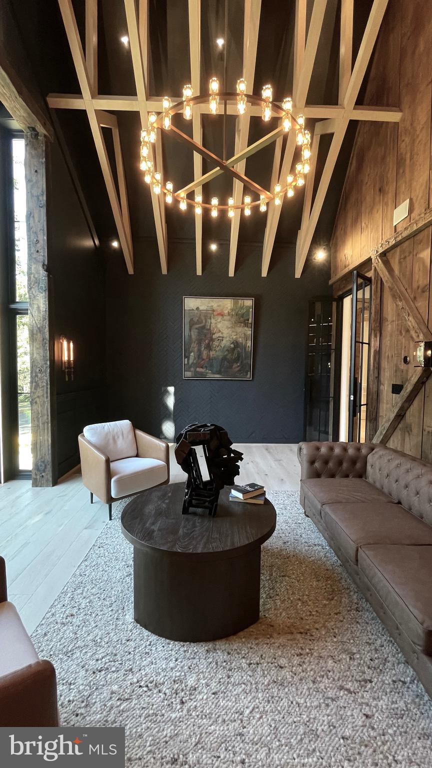 CHESTERBROOK WOODS - Residential