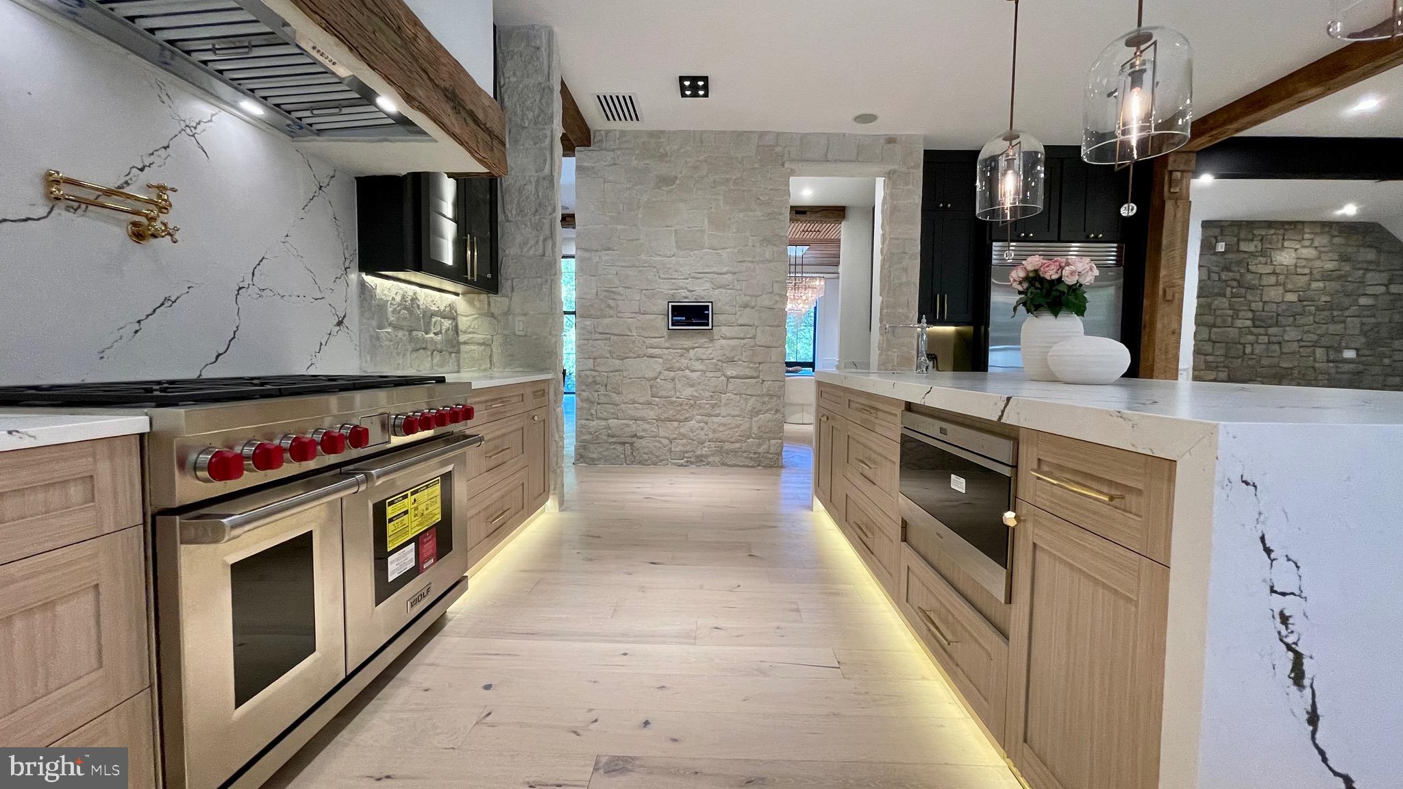 CHESTERBROOK WOODS - Residential