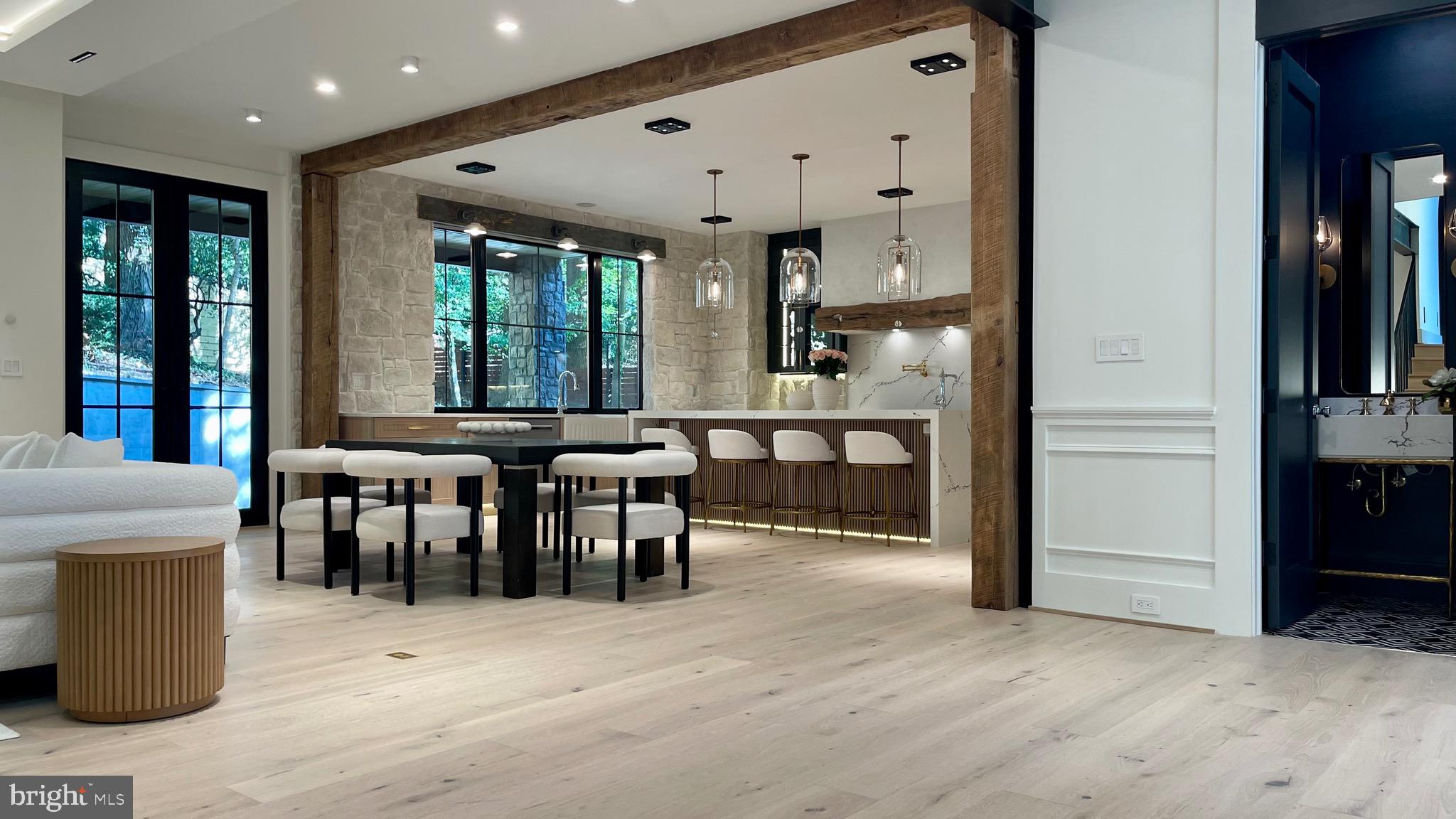 CHESTERBROOK WOODS - Residential