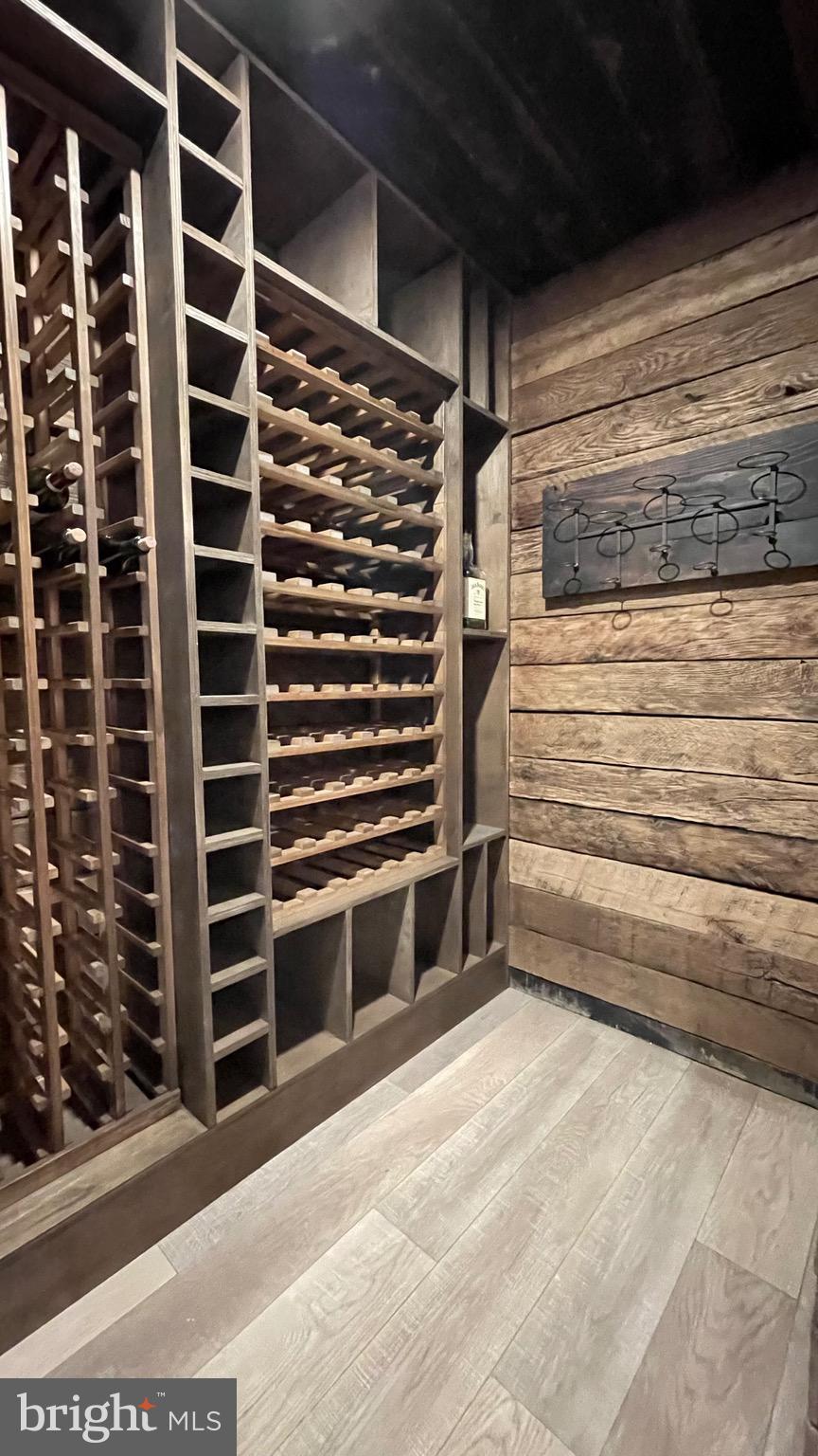 CHESTERBROOK WOODS - Residential