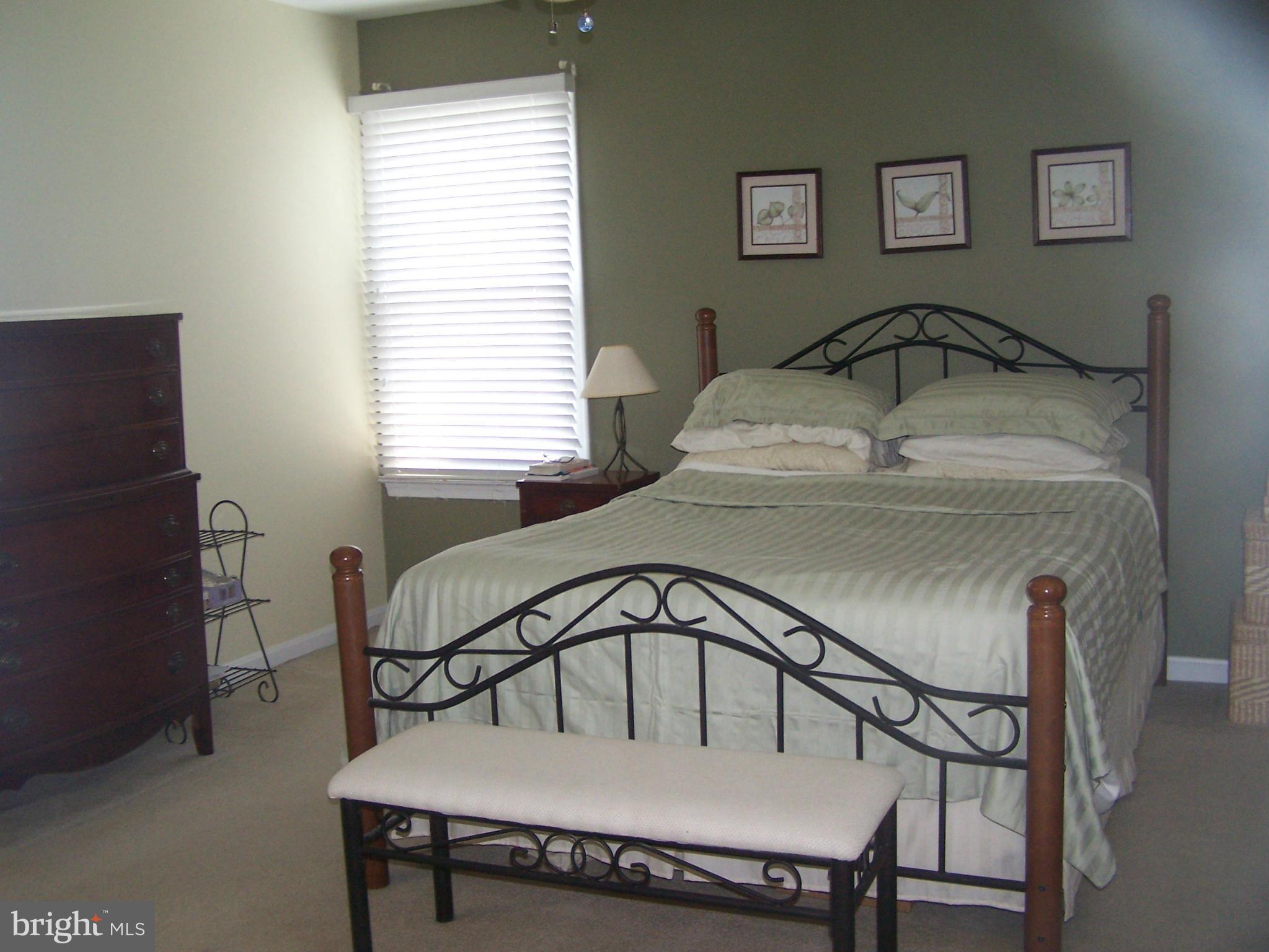 LAKEWOOD HILLS - Residential