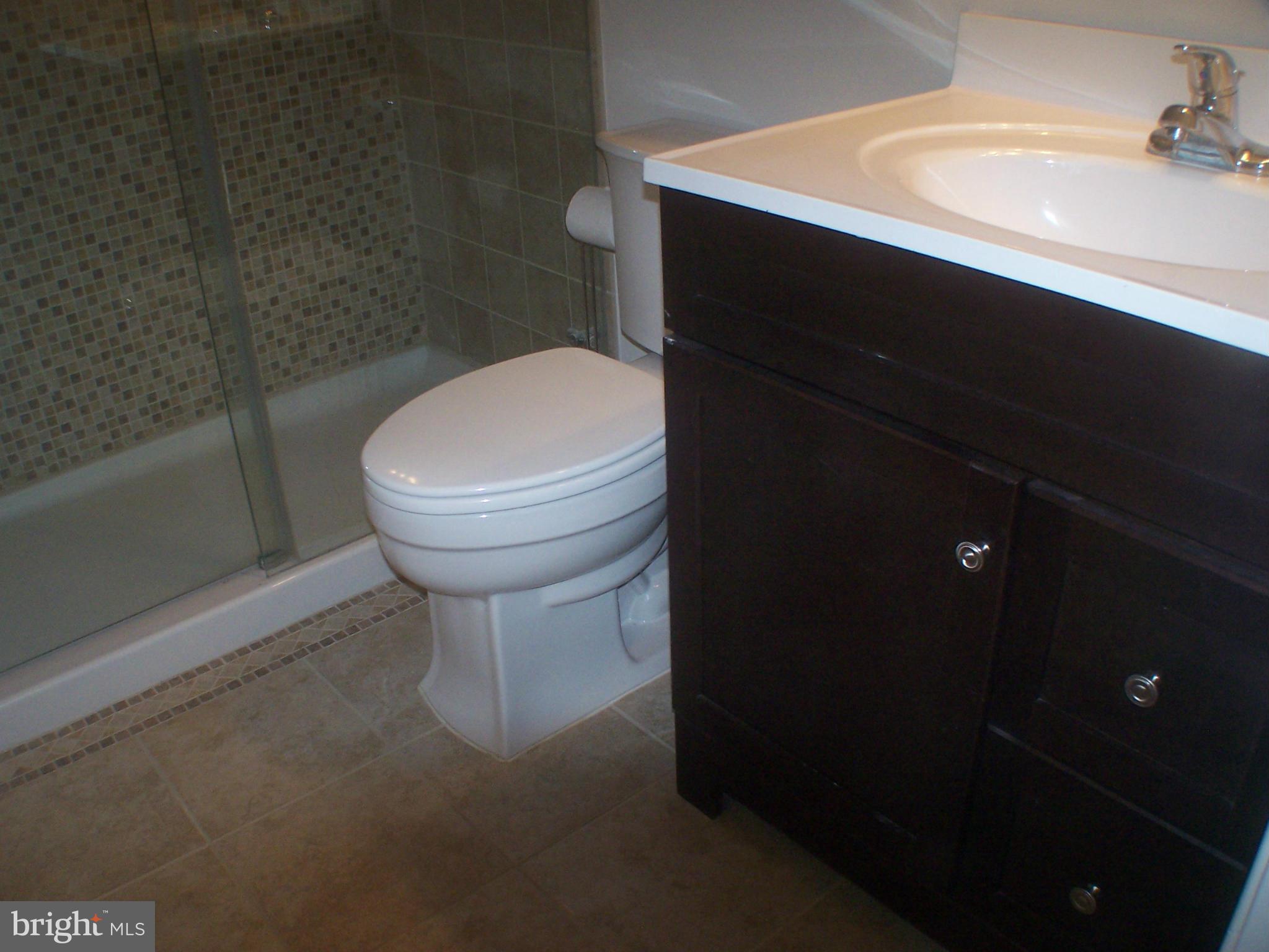 LAKEWOOD HILLS - Residential