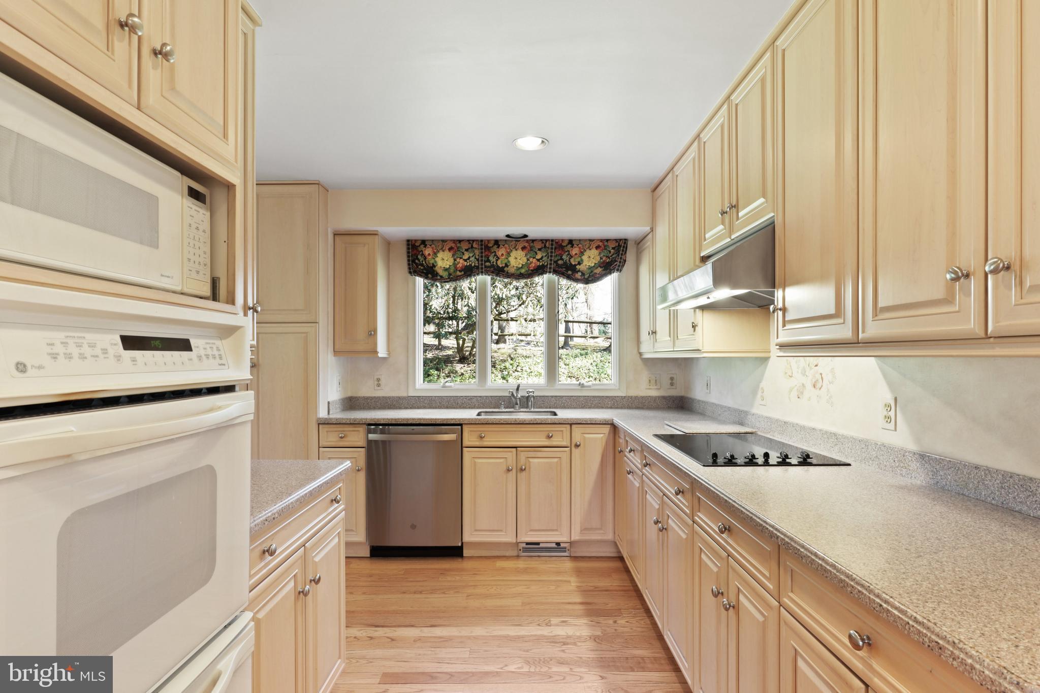 MONTCLAIR - Residential