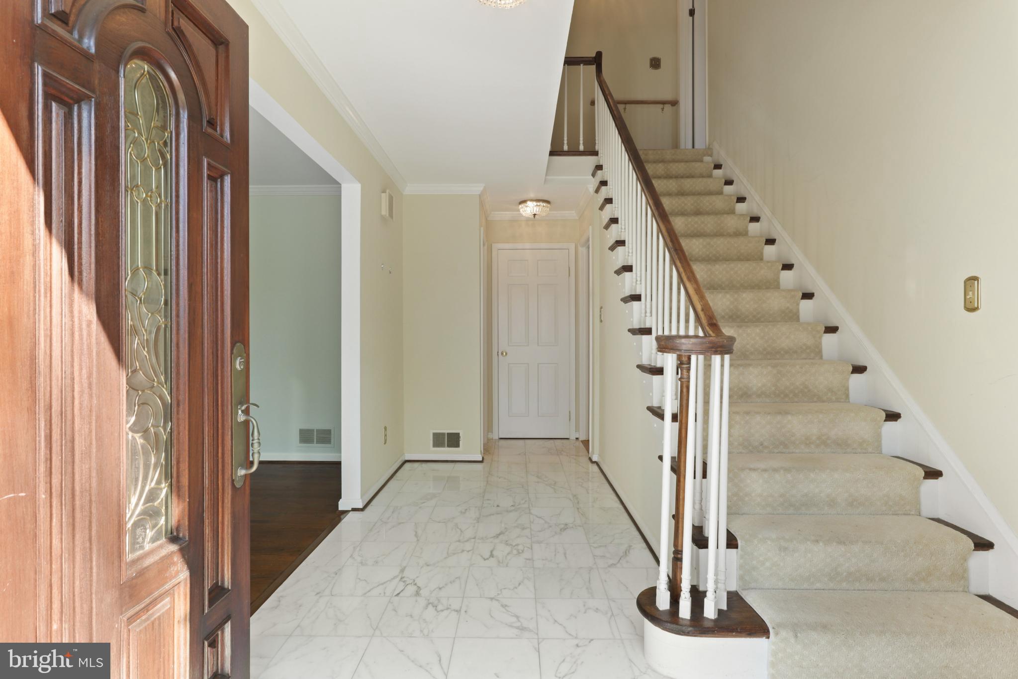 MONTCLAIR - Residential