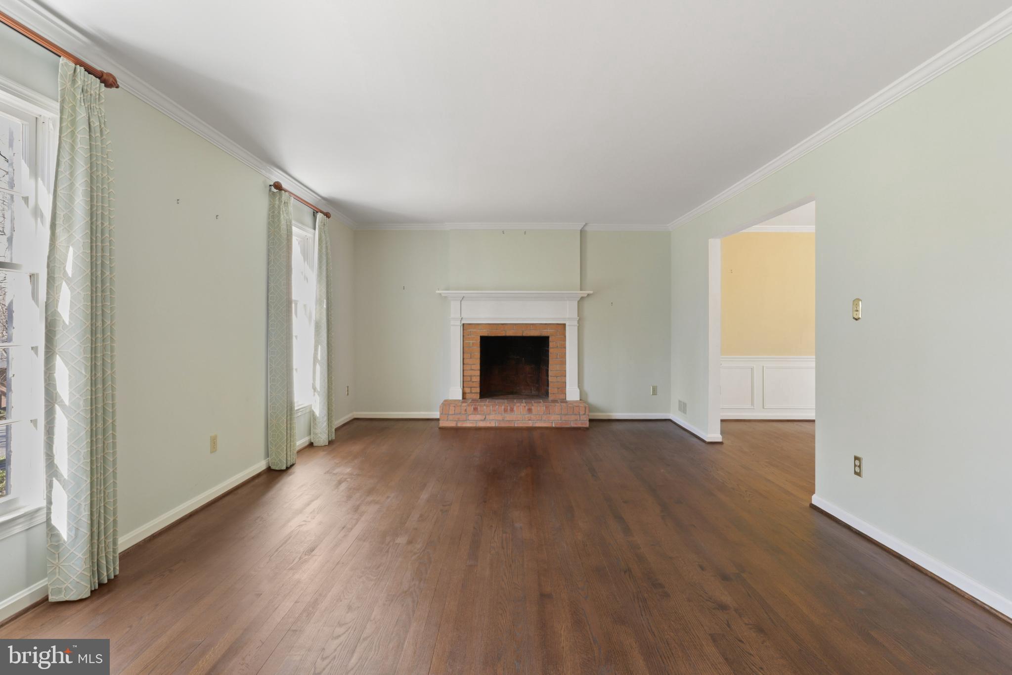 MONTCLAIR - Residential