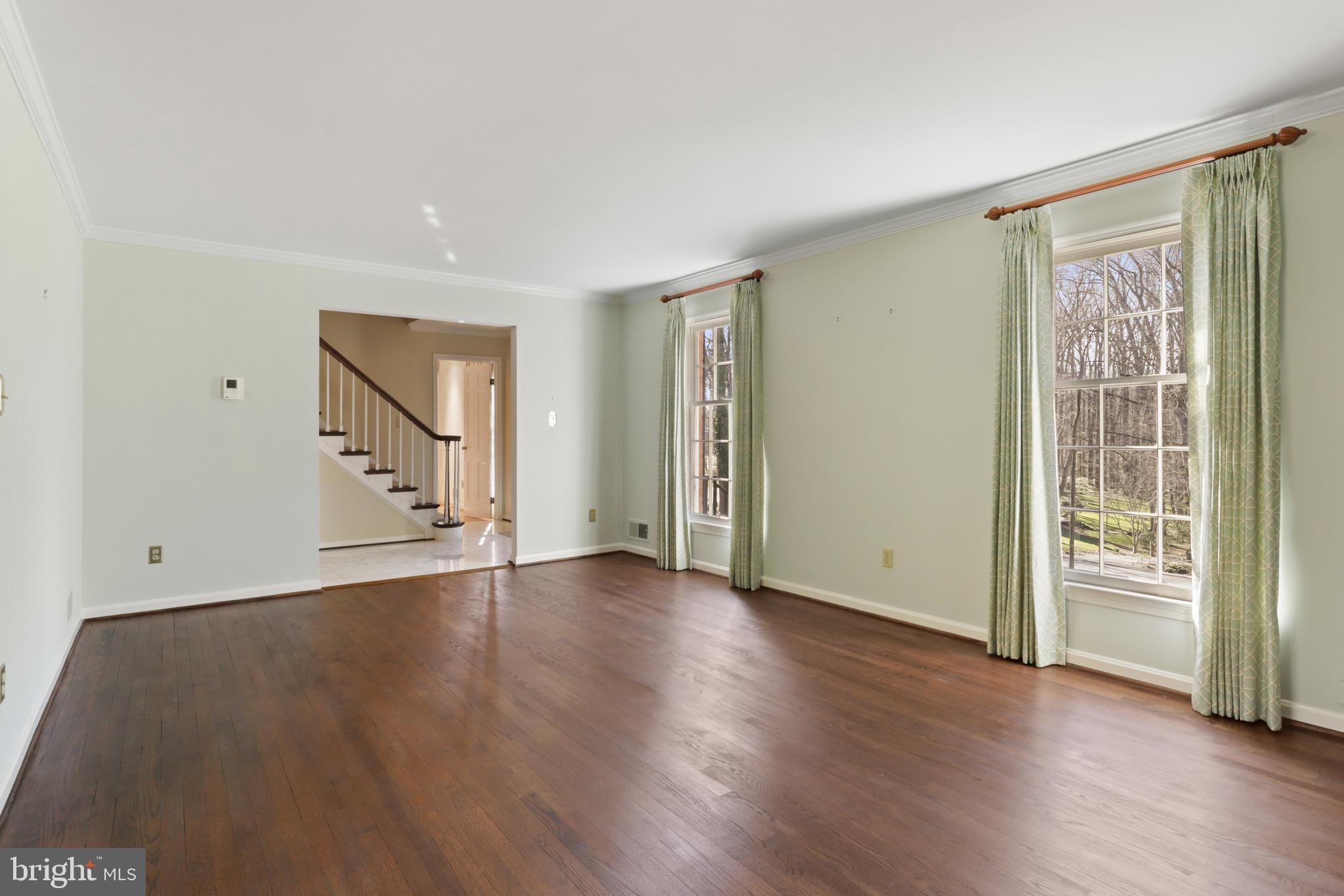 MONTCLAIR - Residential