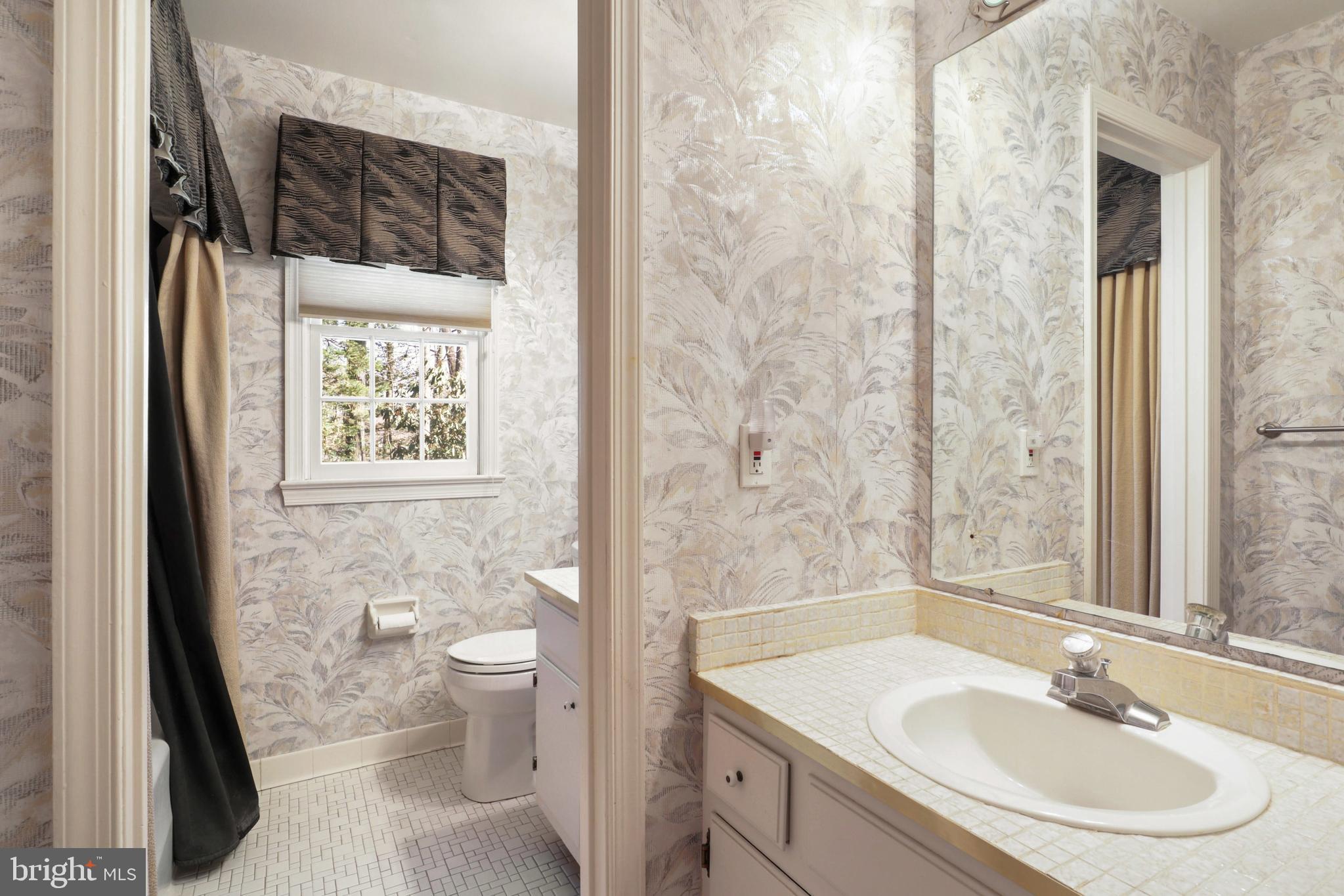 MONTCLAIR - Residential