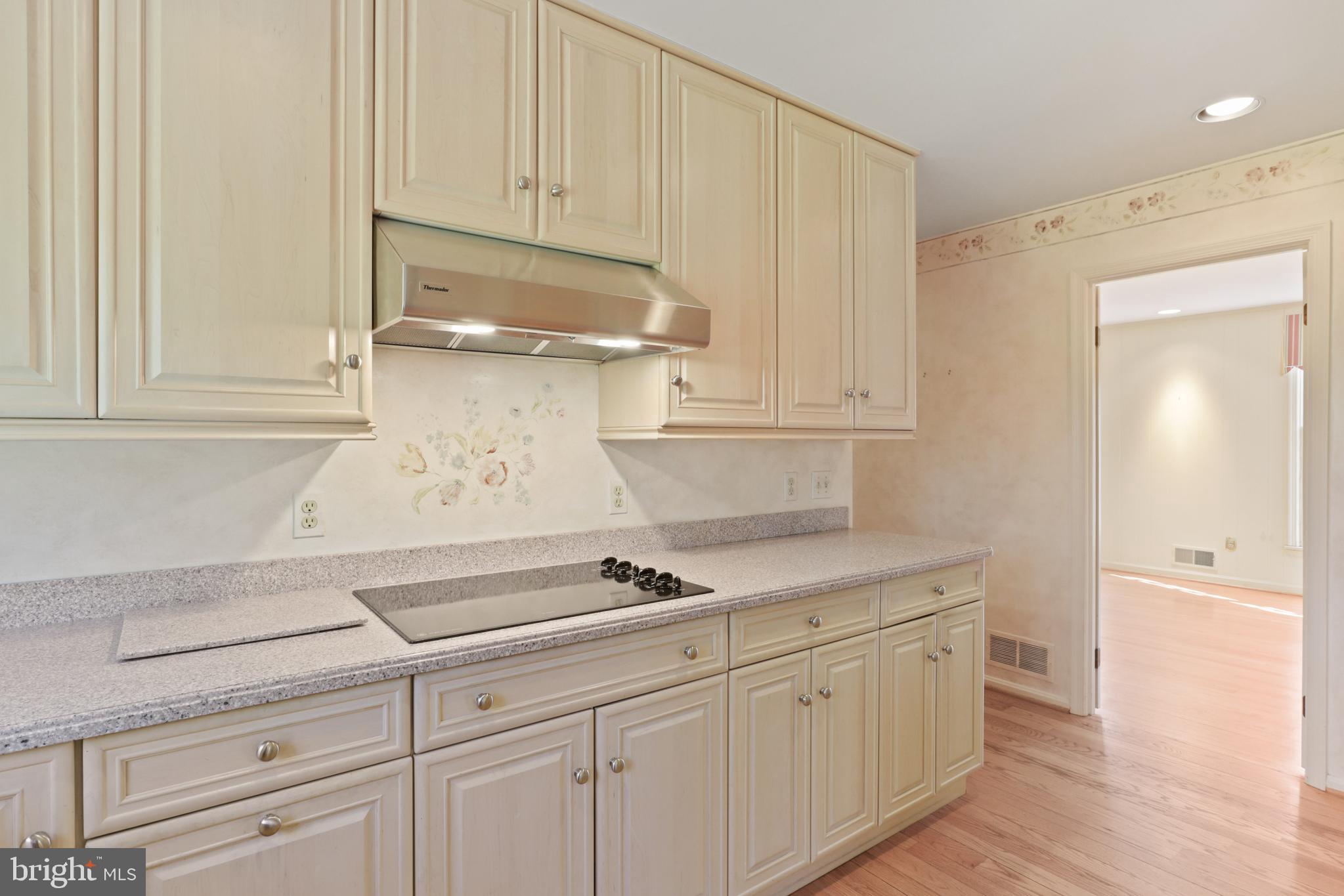 MONTCLAIR - Residential