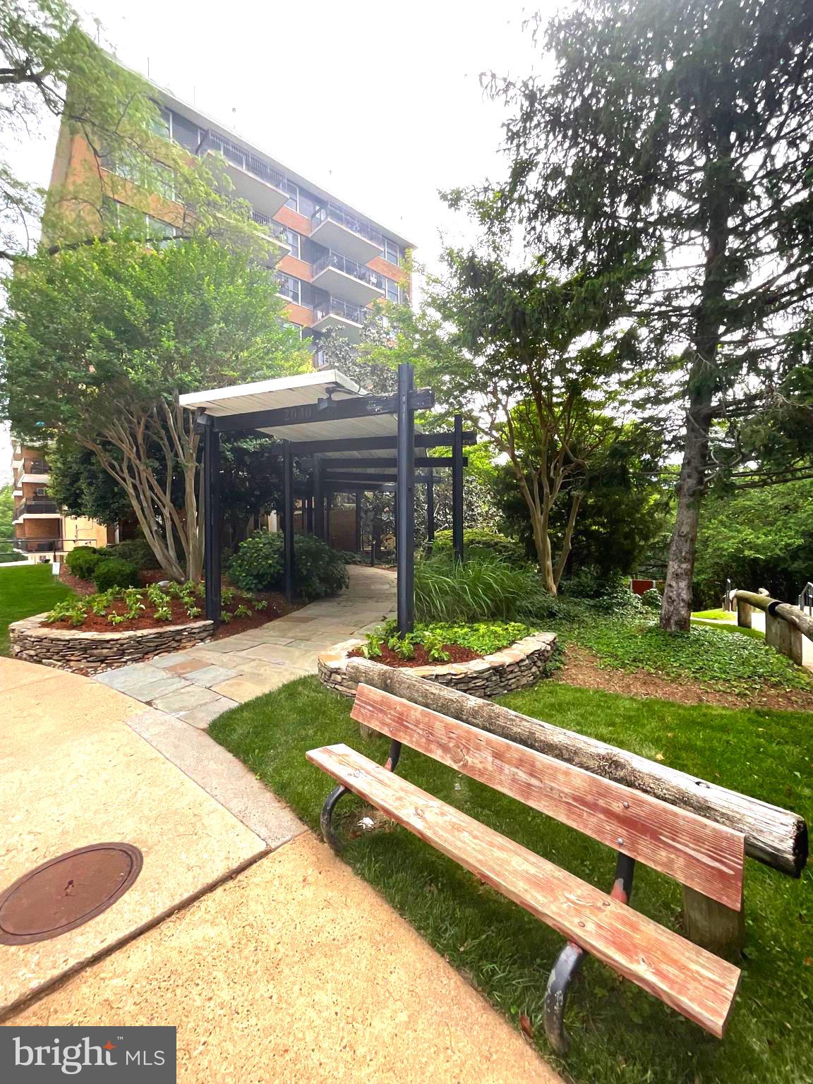 2030 N ADAMS STREET 1409