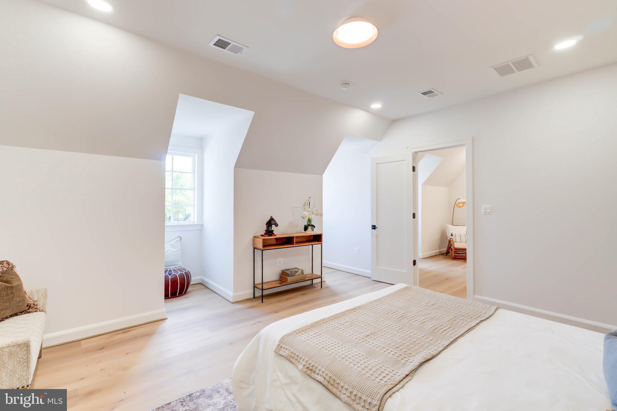 CHESTERBROOK ESTATES - Residential