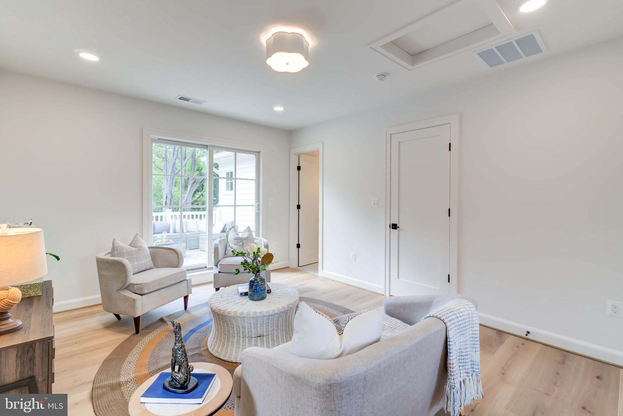 CHESTERBROOK ESTATES - Residential