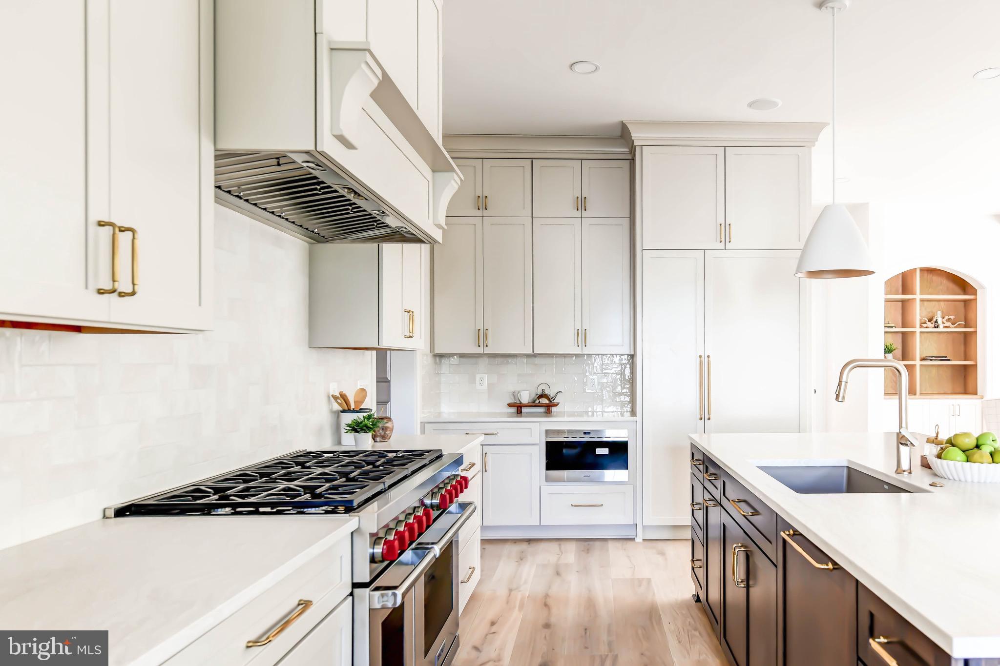 CHESTERBROOK ESTATES - Residential