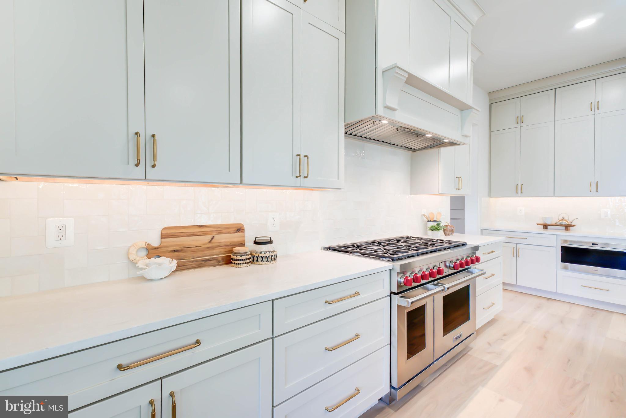 CHESTERBROOK ESTATES - Residential