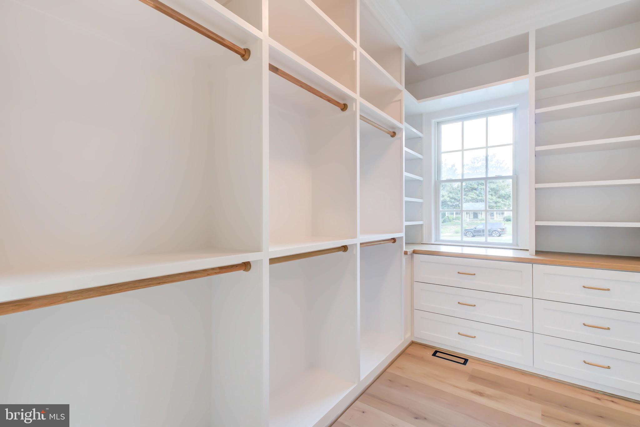 CHESTERBROOK ESTATES - Residential