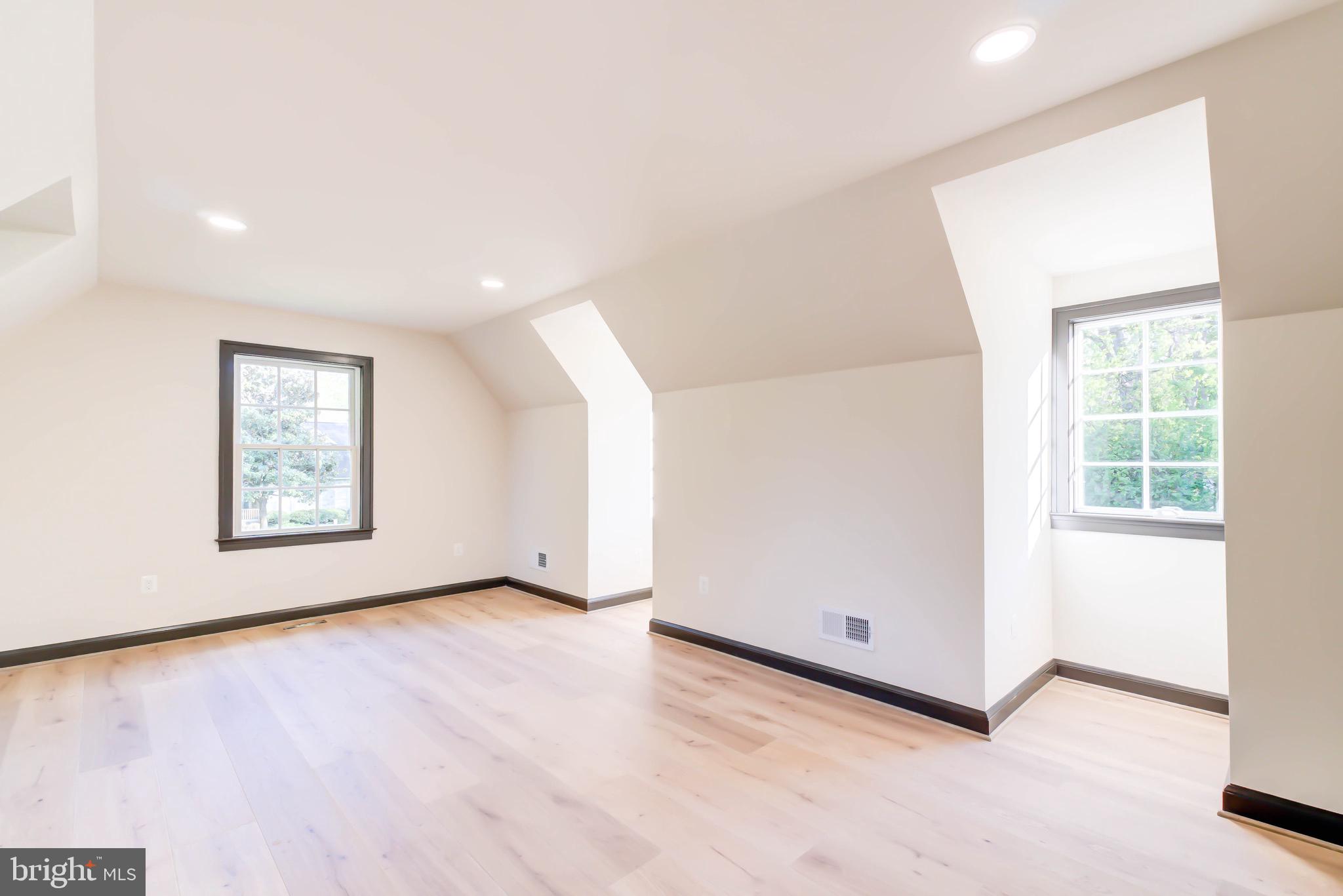 CHESTERBROOK ESTATES - Residential