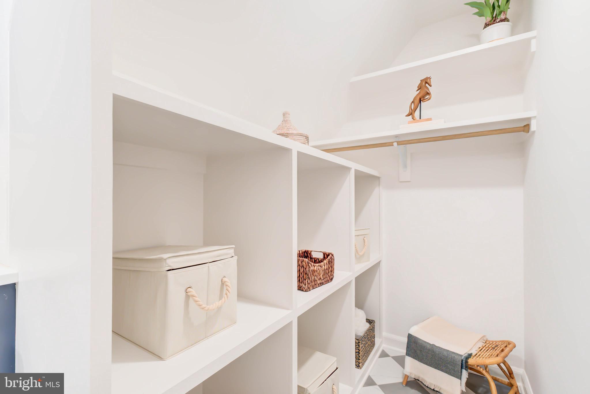 CHESTERBROOK ESTATES - Residential