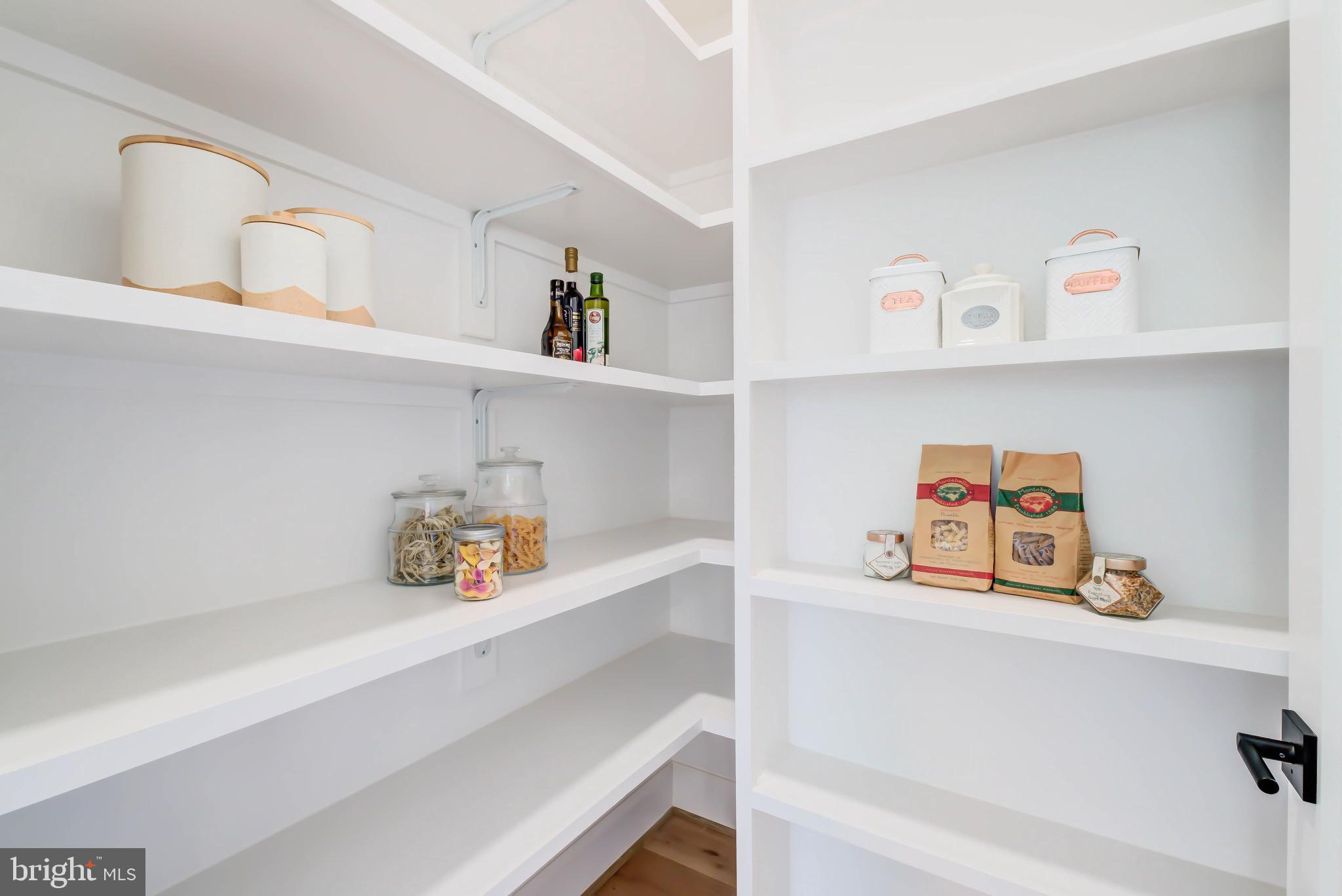 CHESTERBROOK ESTATES - Residential