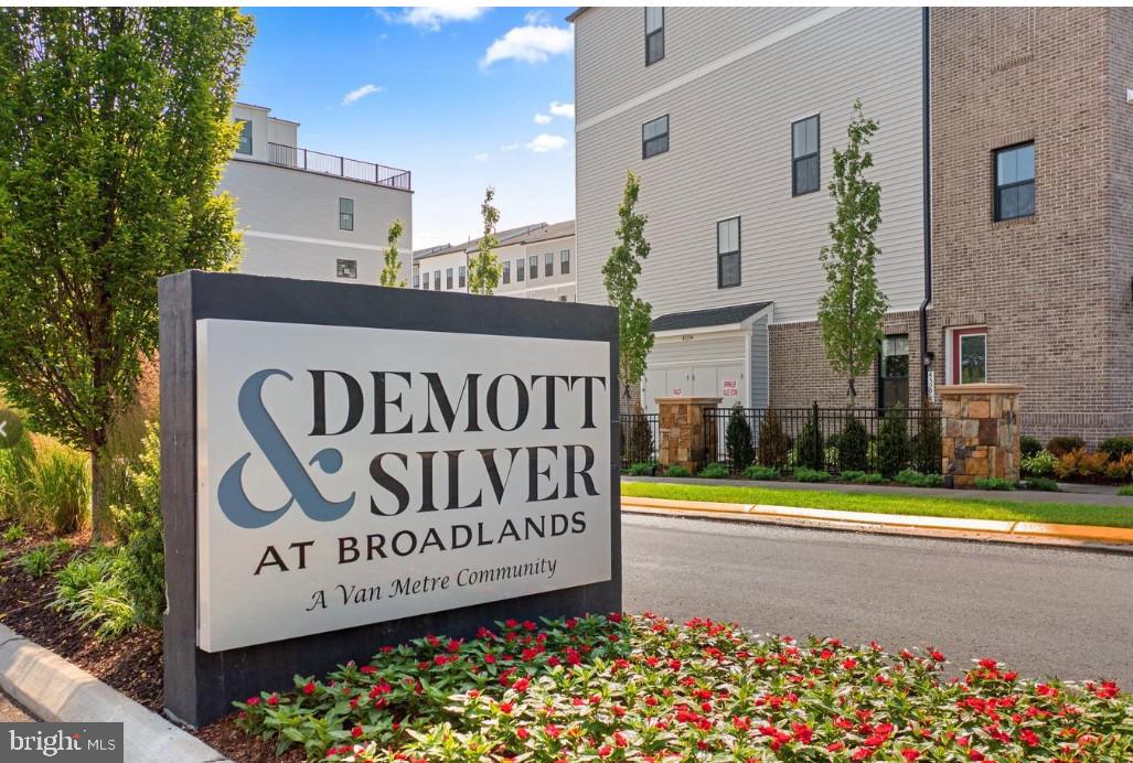 21764 DOLLIS HILL TERRACE