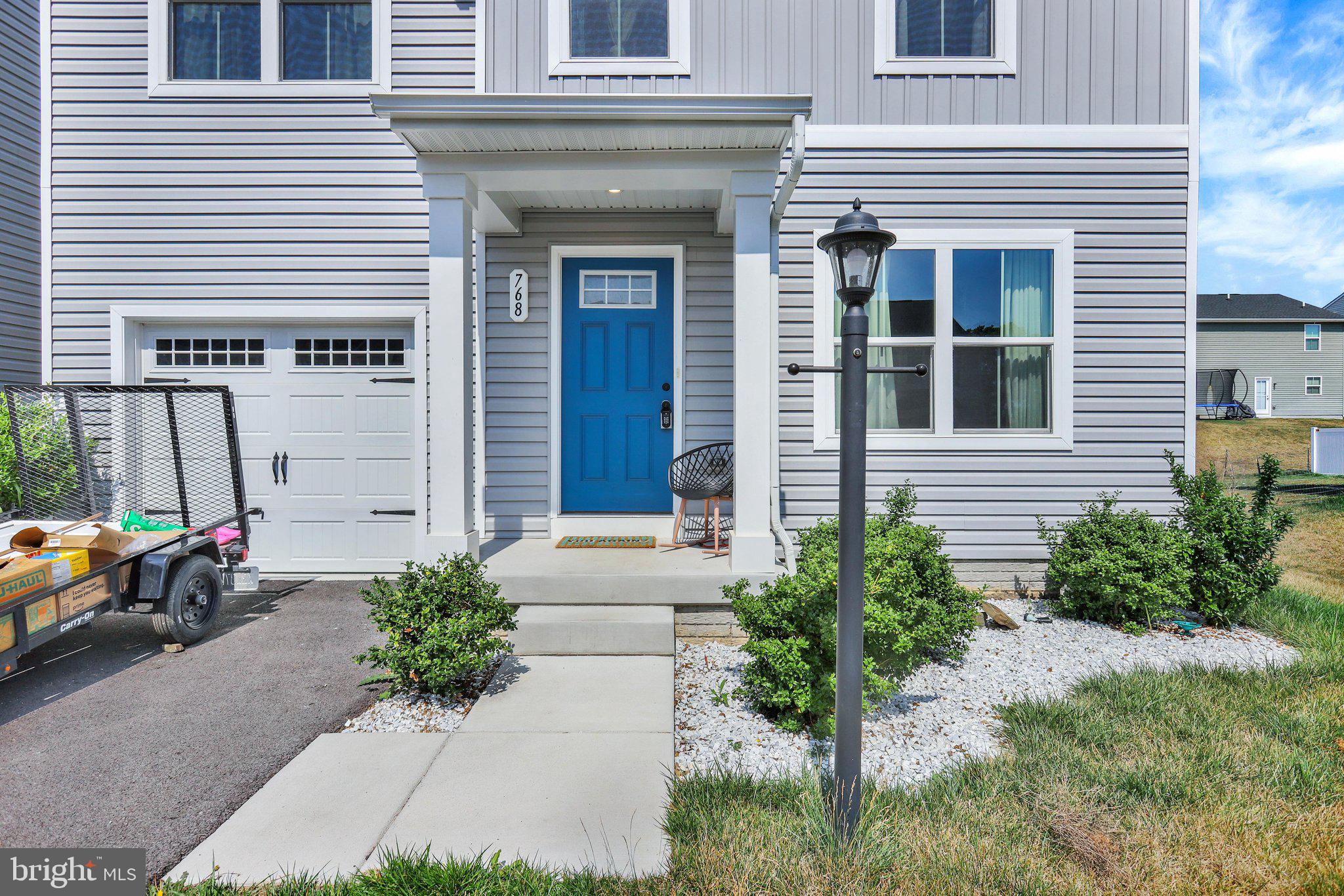 768 RAEANN DRIVE