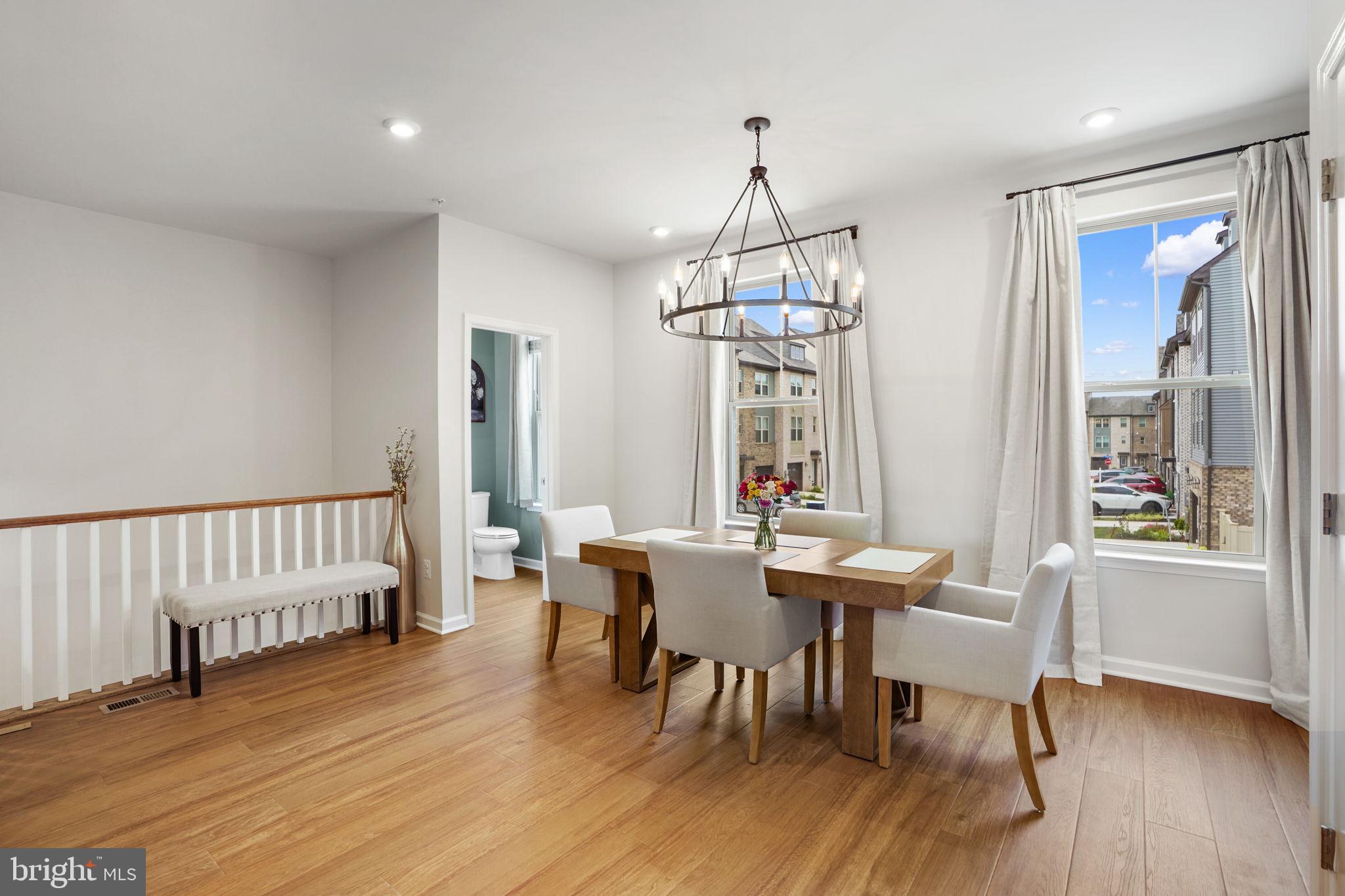3421 ST ROBIN LANE