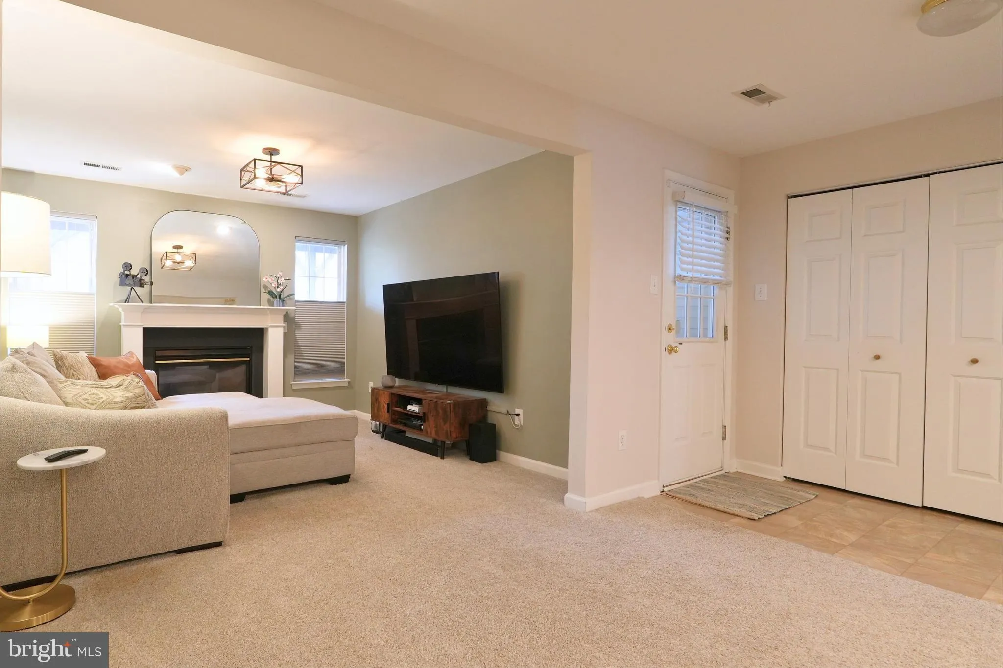 North Wales, Pennsylvania 19454, United States, 2 Bedrooms Bedrooms, ,3 BathroomsBathrooms,Residential,Coming Soon,100096