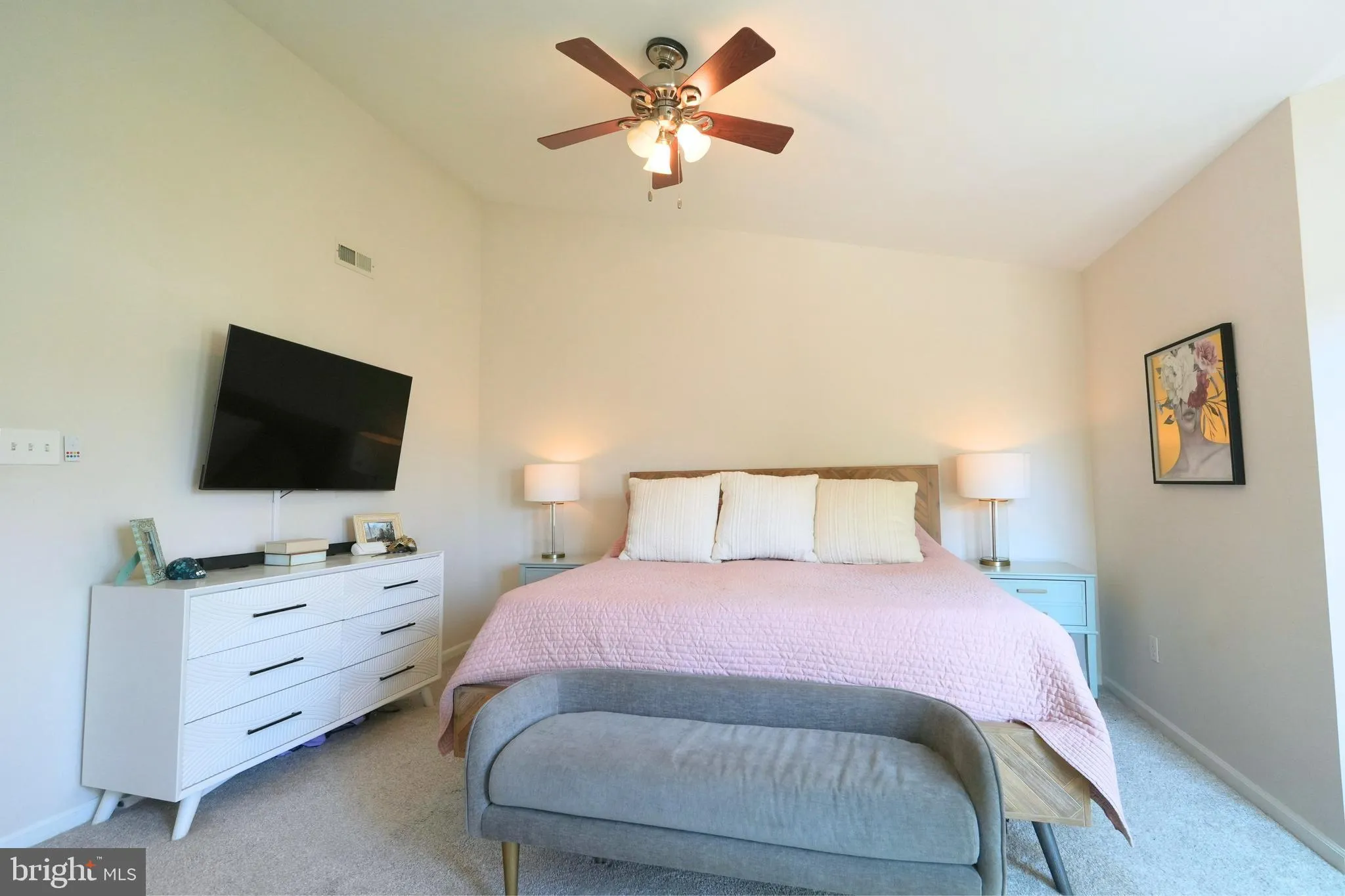 North Wales, Pennsylvania 19454, United States, 2 Bedrooms Bedrooms, ,3 BathroomsBathrooms,Residential,Coming Soon,100096