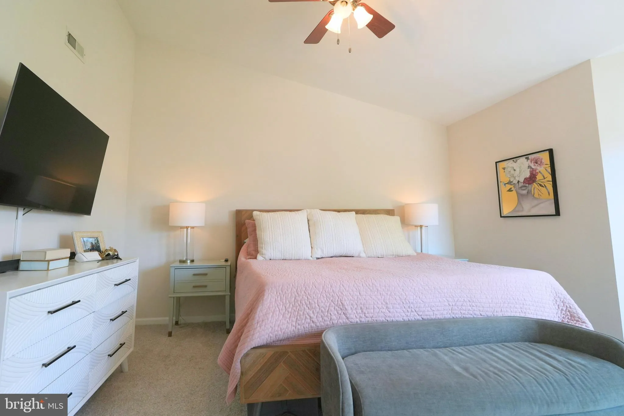 North Wales, Pennsylvania 19454, United States, 2 Bedrooms Bedrooms, ,3 BathroomsBathrooms,Residential,Coming Soon,100096