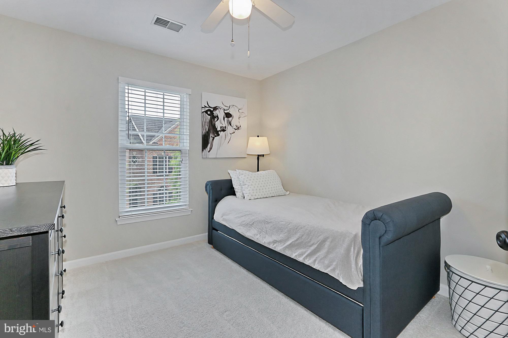 CAMERON STATION - Residential Lease