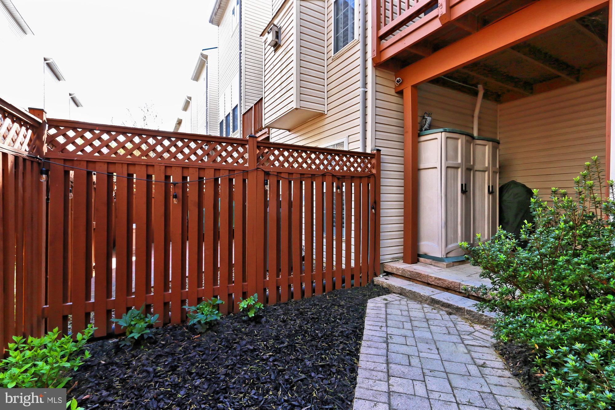 CAMERON STATION - Residential Lease