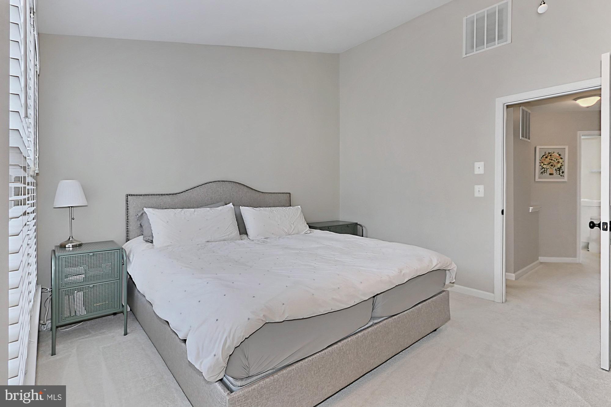 CAMERON STATION - Residential Lease