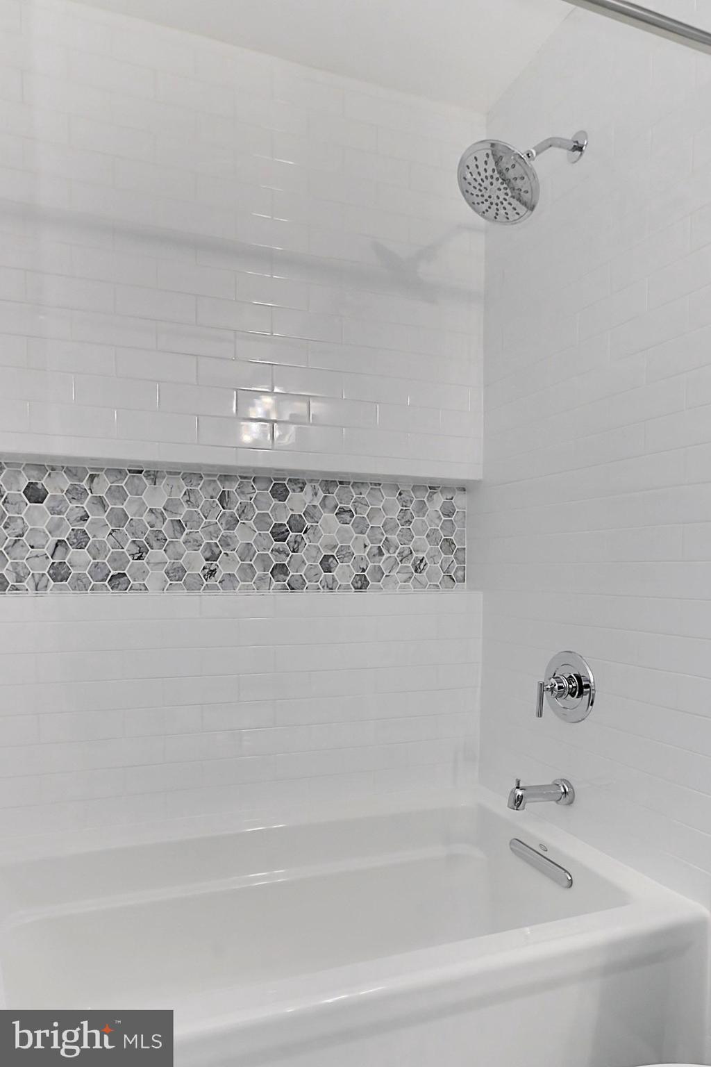 CAMERON STATION - Residential Lease