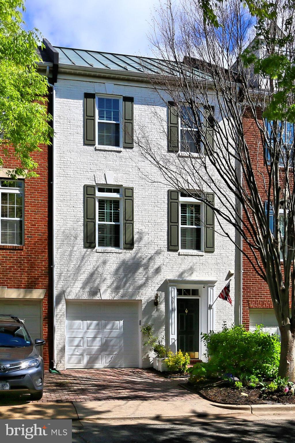 CAMERON STATION - Residential Lease