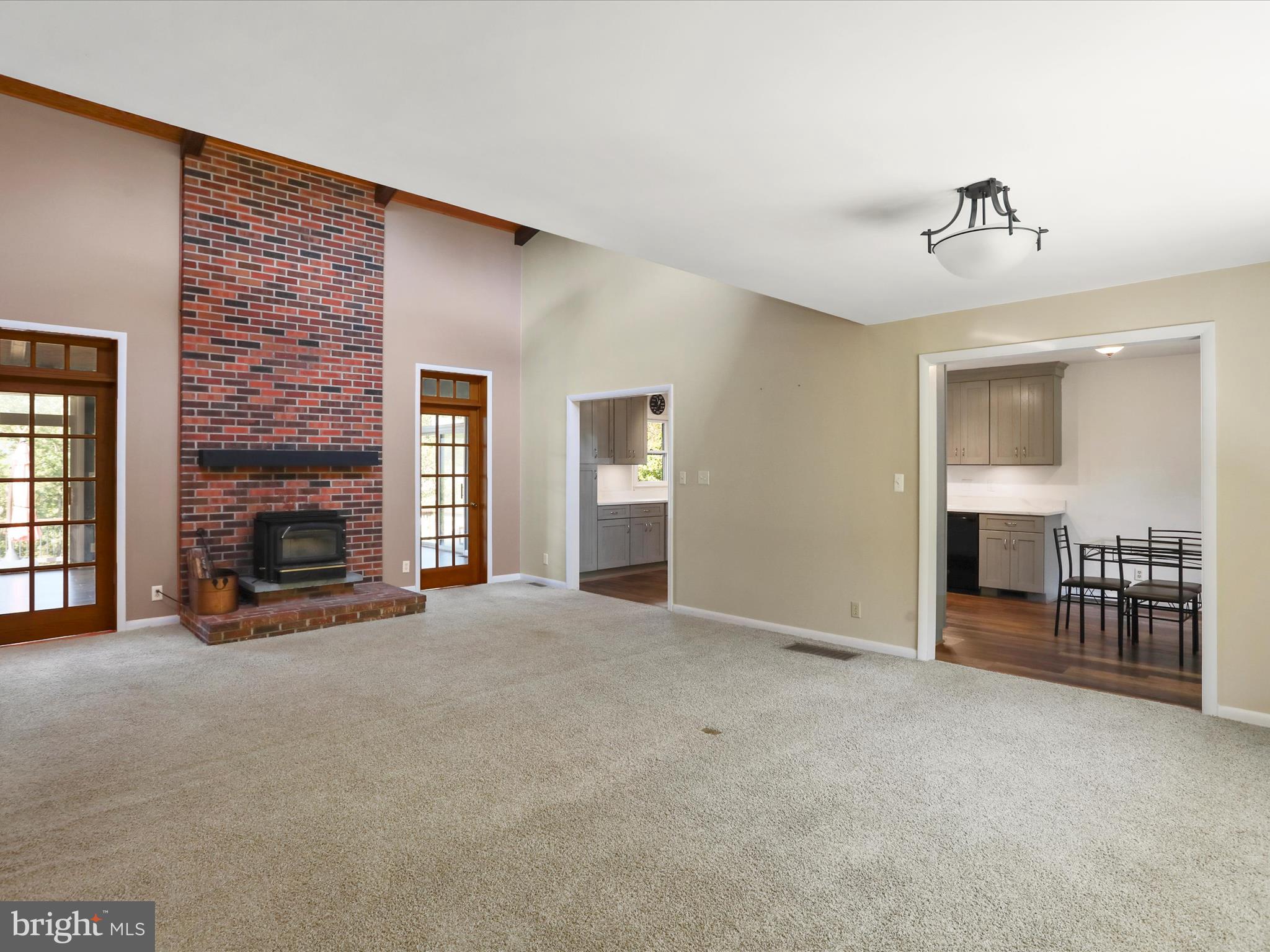 MILE RIDGE ESTATES - Residential